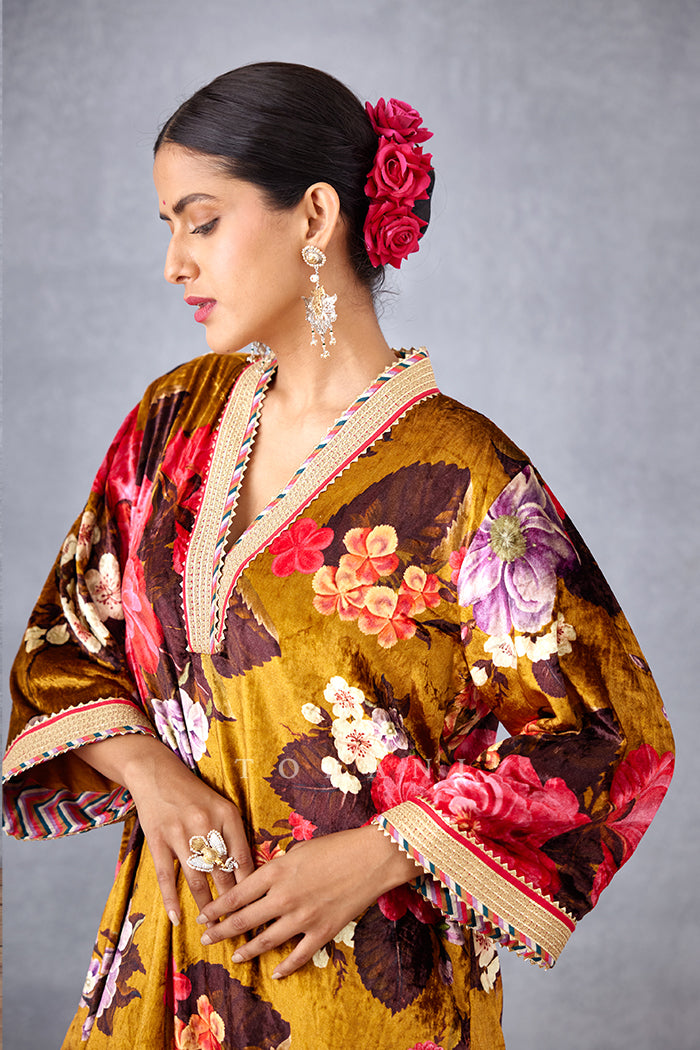 Printed V-Neck Silk Velvet Kurta Set