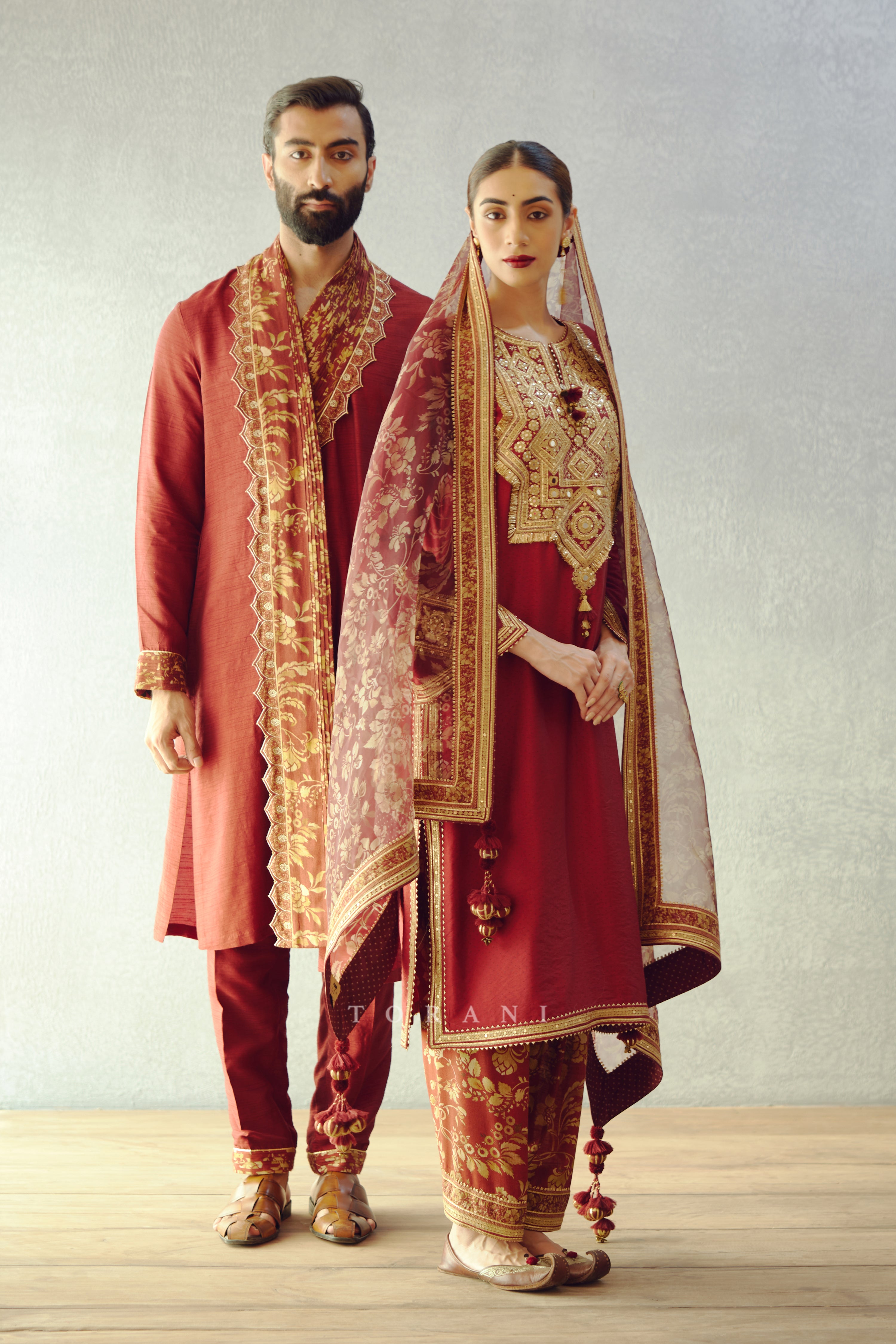 Arham Paakizah Set For Him and Her