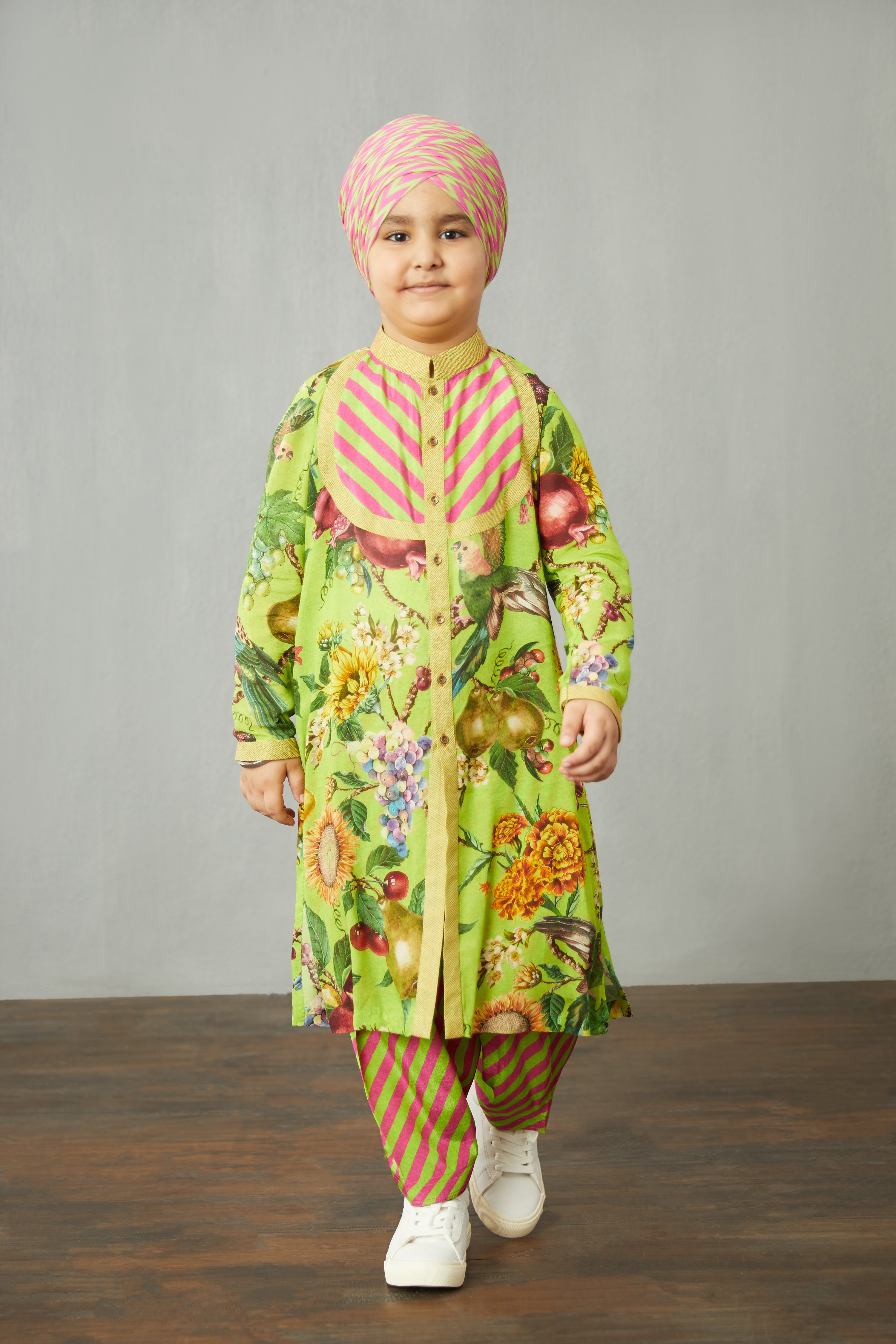 Angoori Qamar Kurta Set