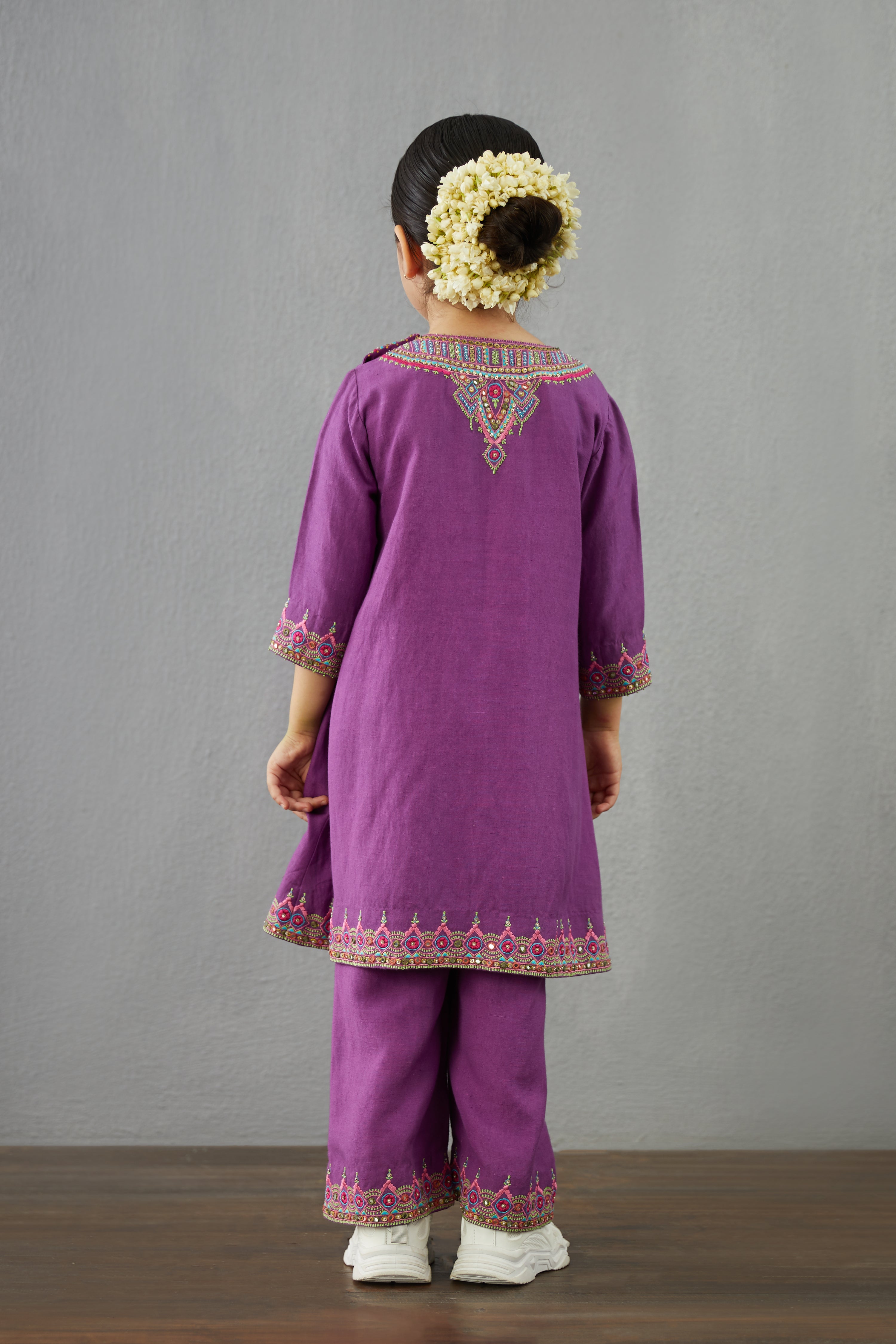 Jamuni Saheba Kurta Set