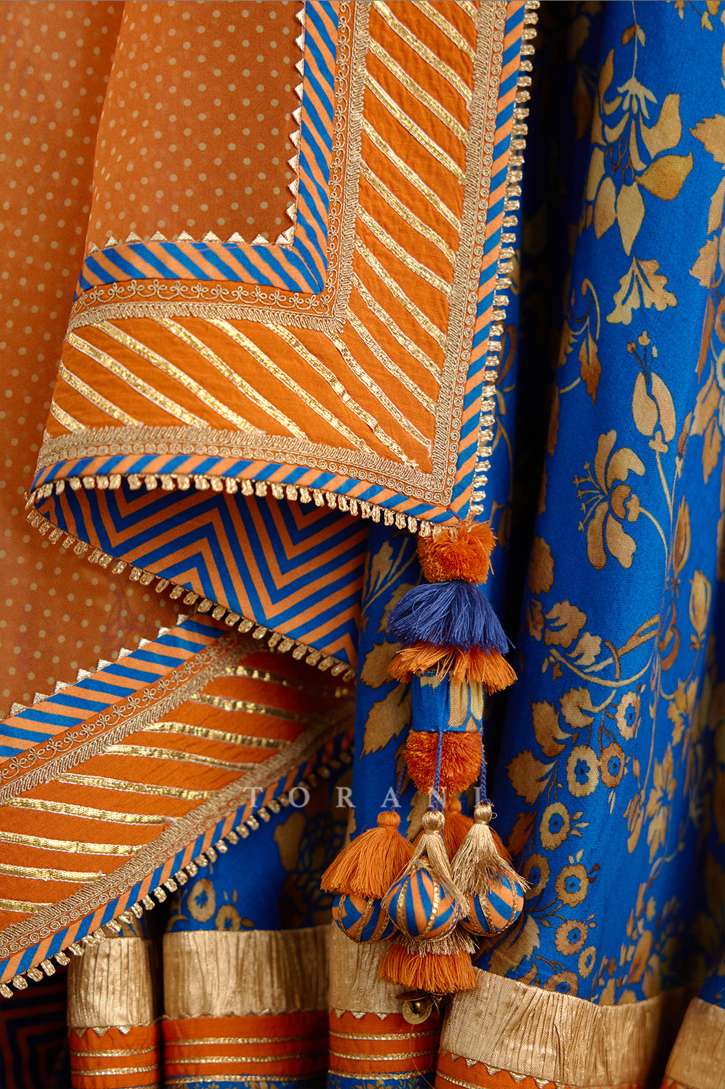 Rang Palaash Raabia Odhni