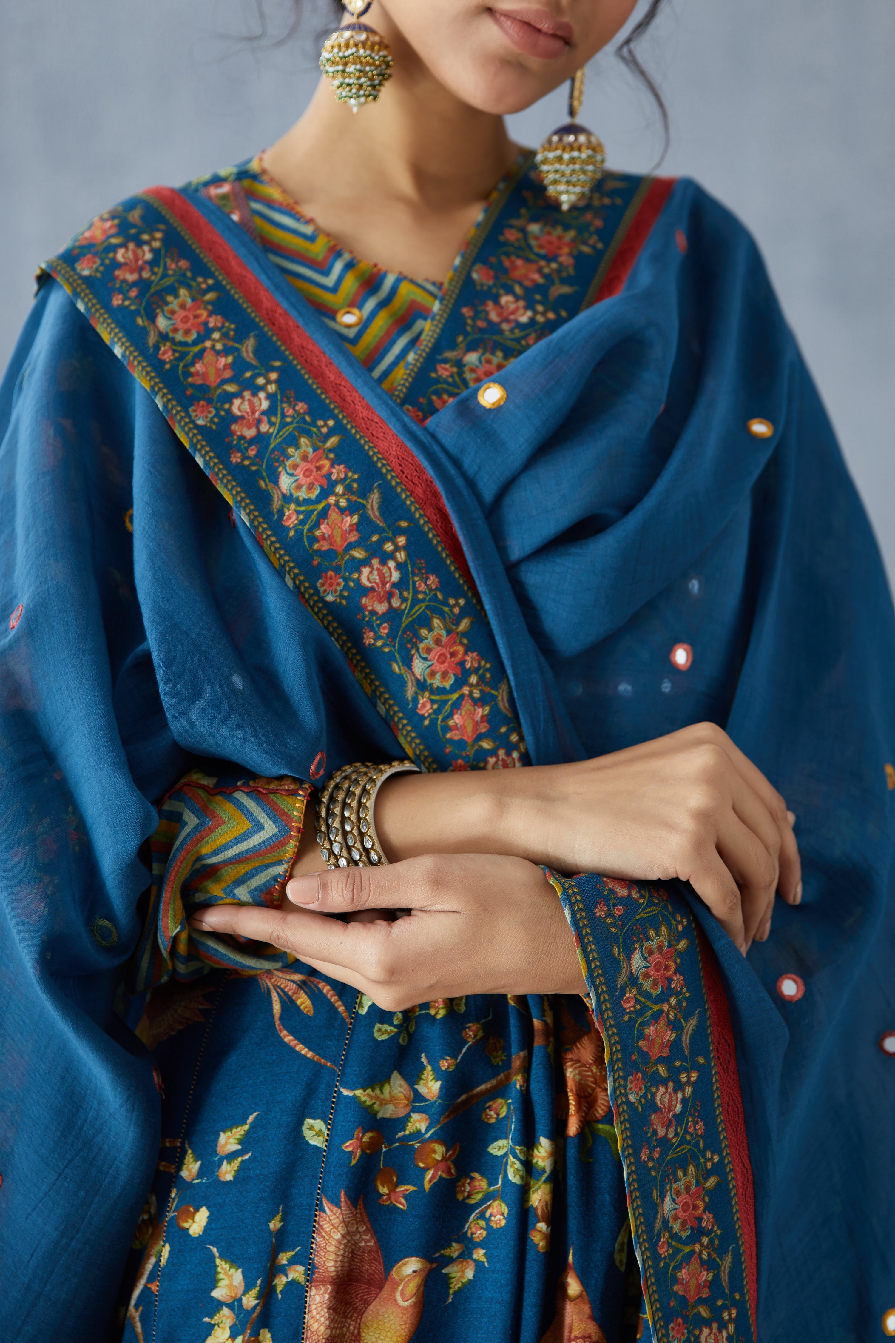 Neelam Tara Kurta Set