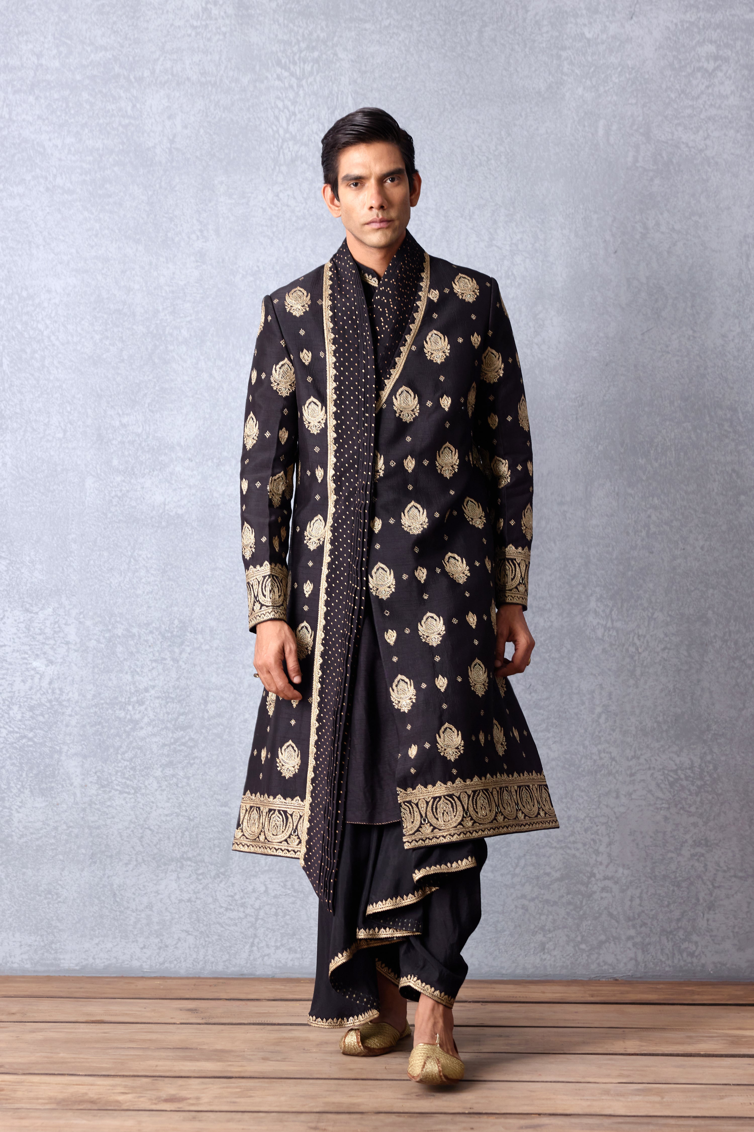 Gulghast Shamik Dhoti Set