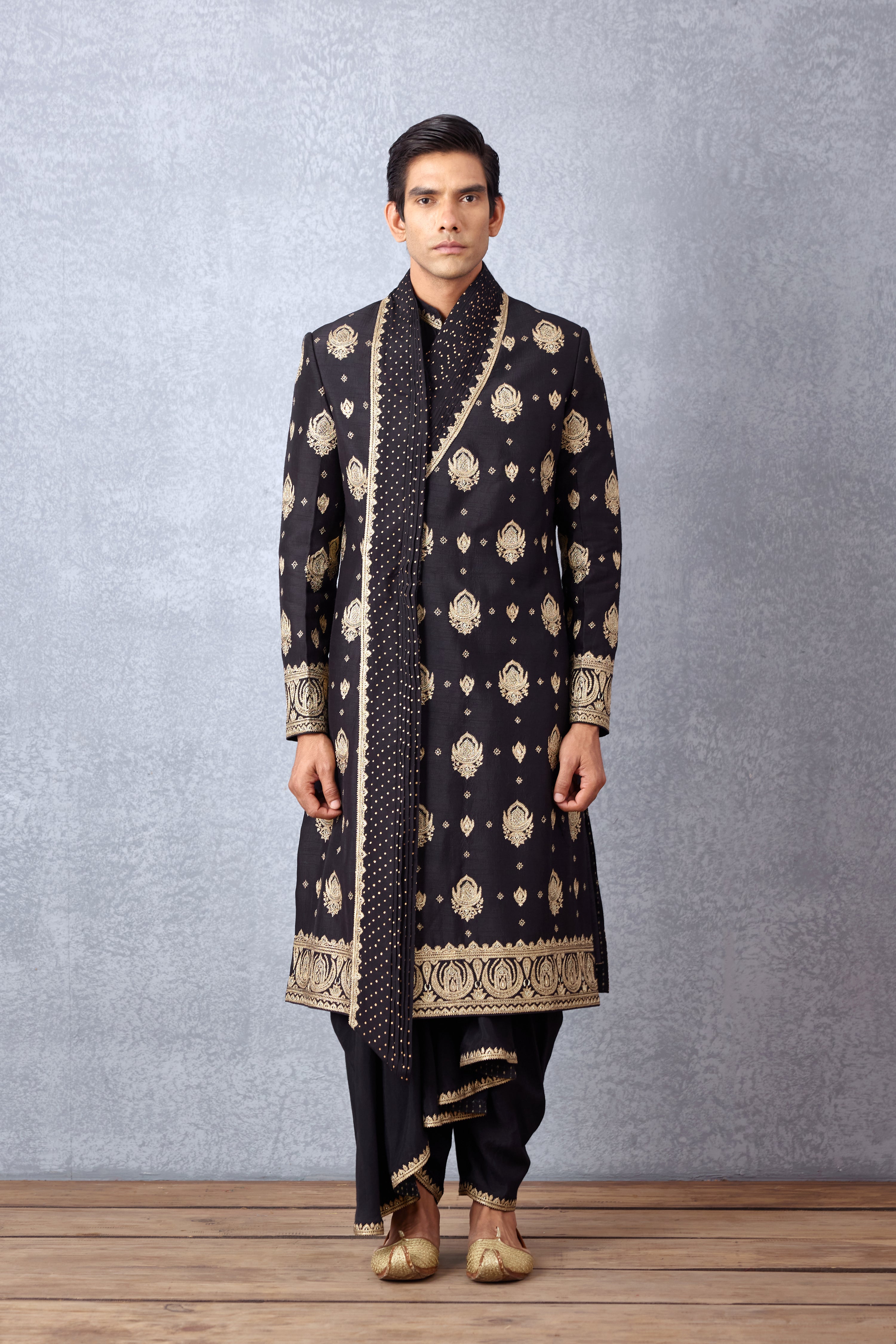 Gulghast Shamik Sherwani