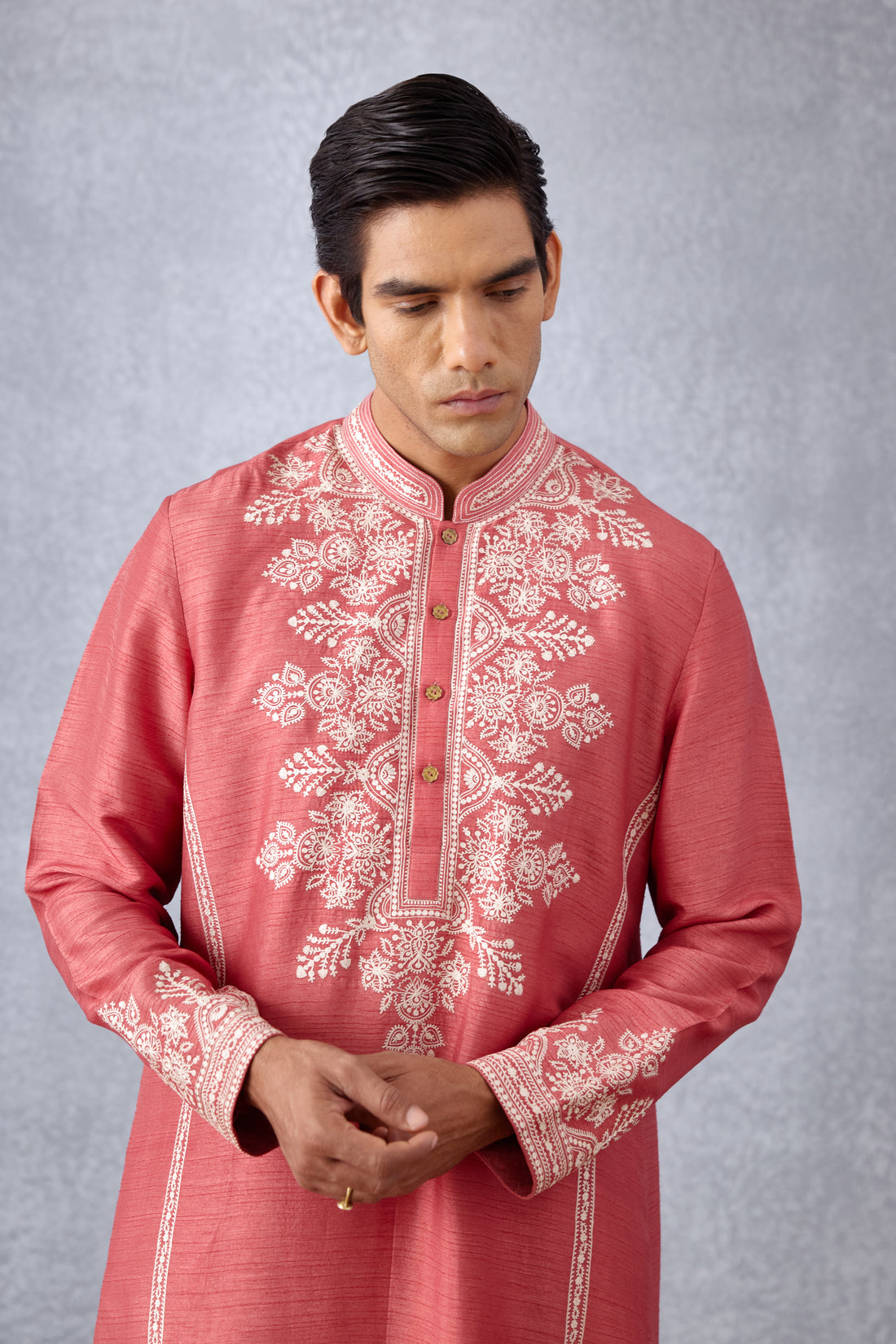 Gulaabi Vrisa Kurta Set