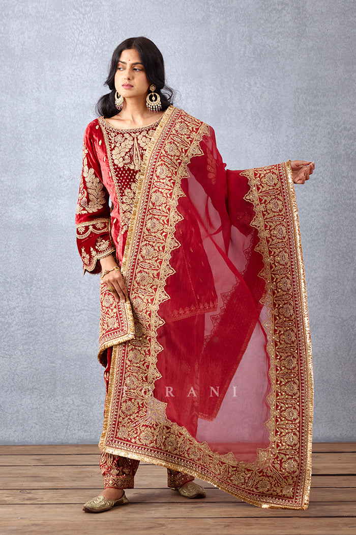 Bridal wear Silk Velvet Kurta Set with Embroidered dupatta