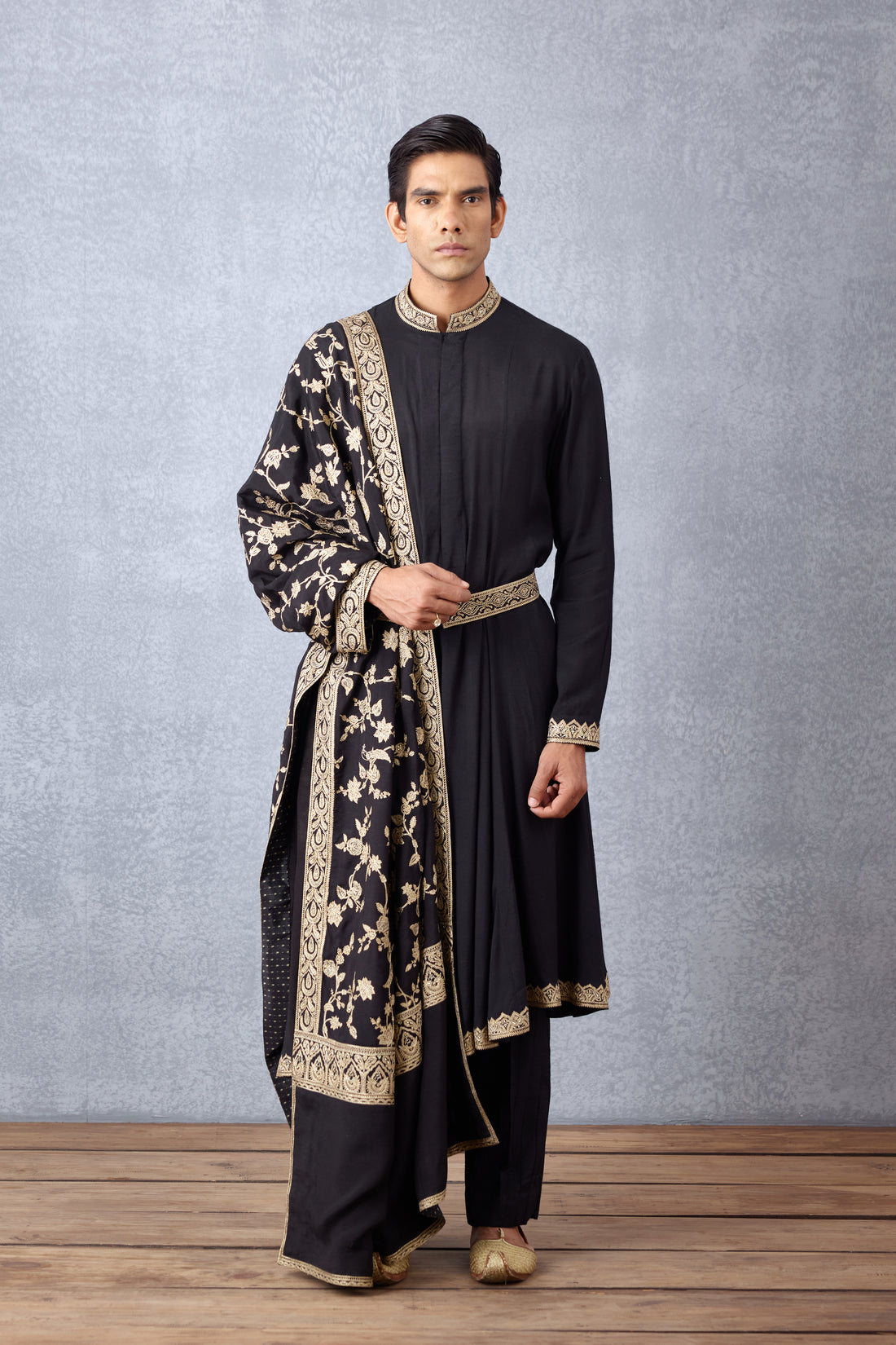 Gulghast Ameen Kurta Set