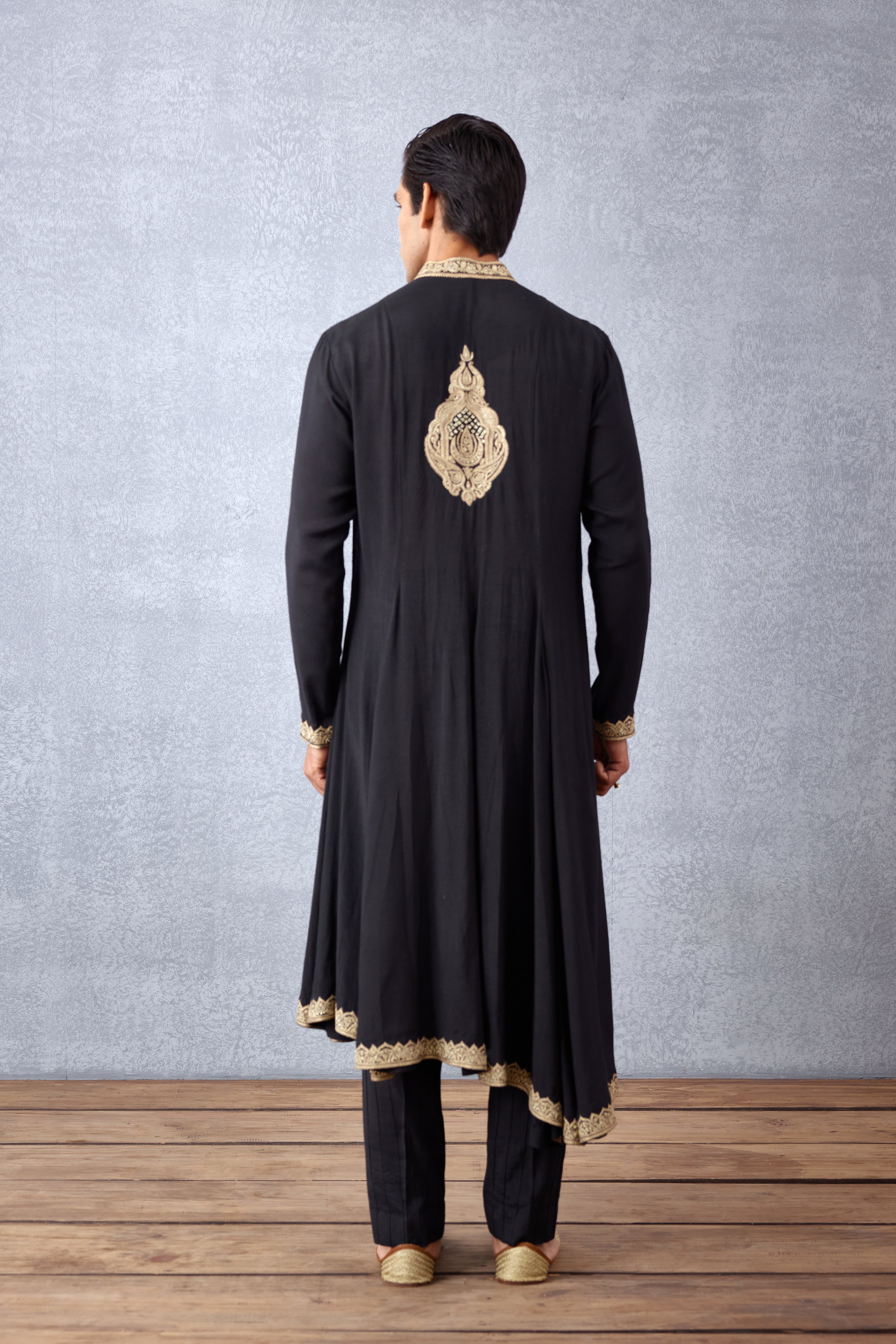 Gulghast Ameen Kurta Set