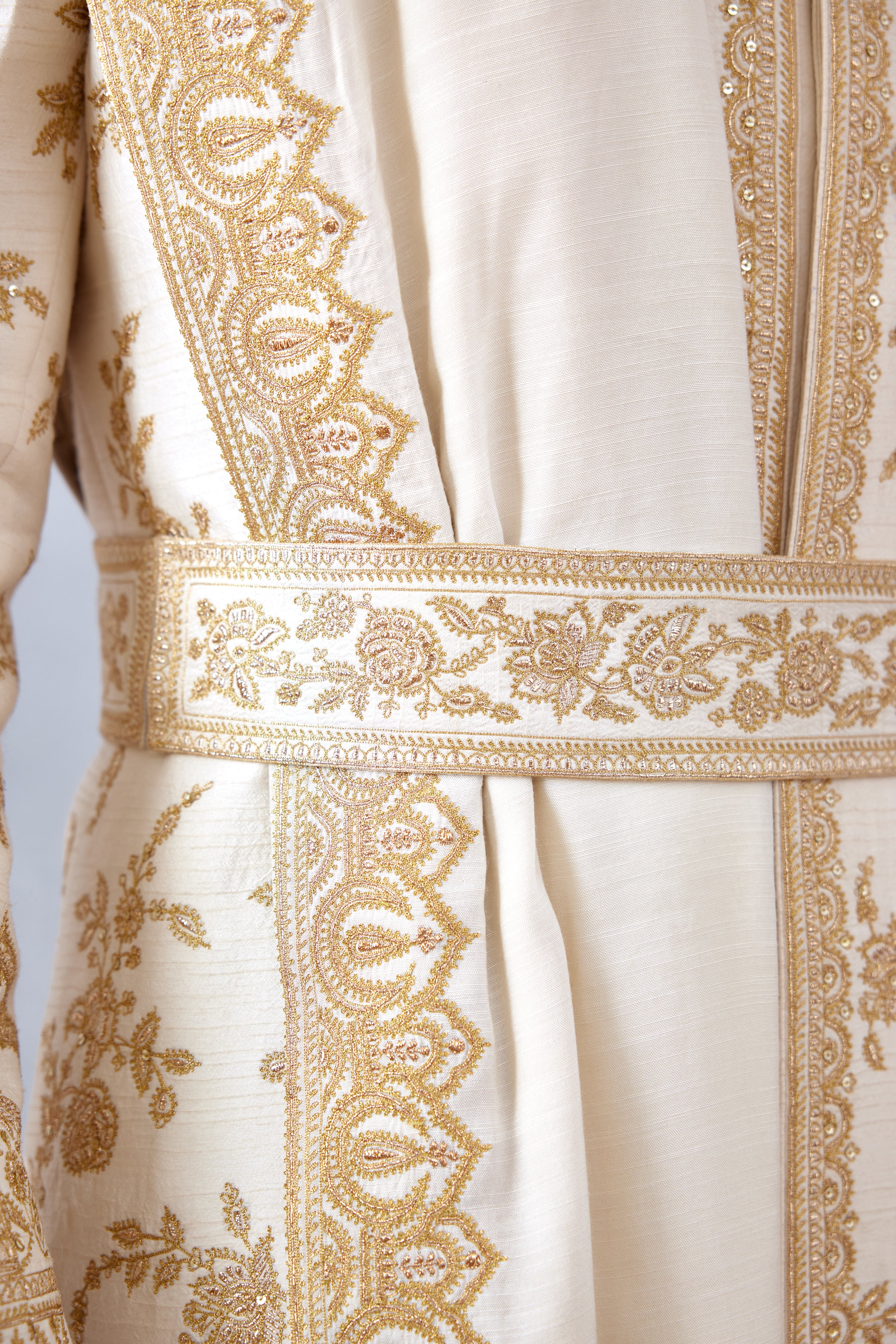 Mogra Tarush Sherwani Set