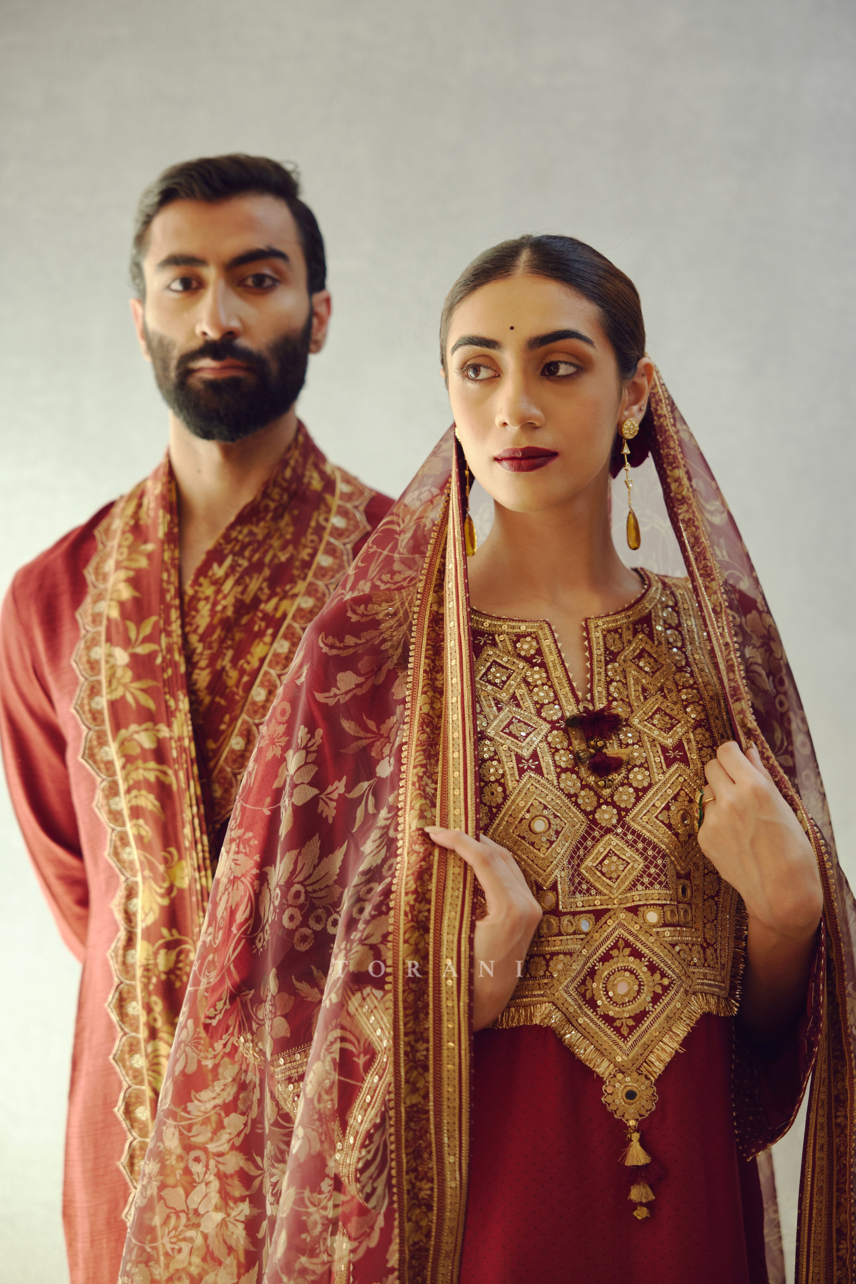 Arham Paakizah Set For Him and Her