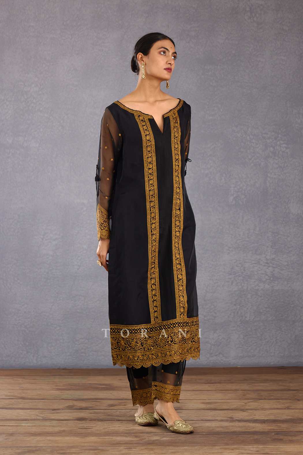 Gulghast Abhra Kurta Set
