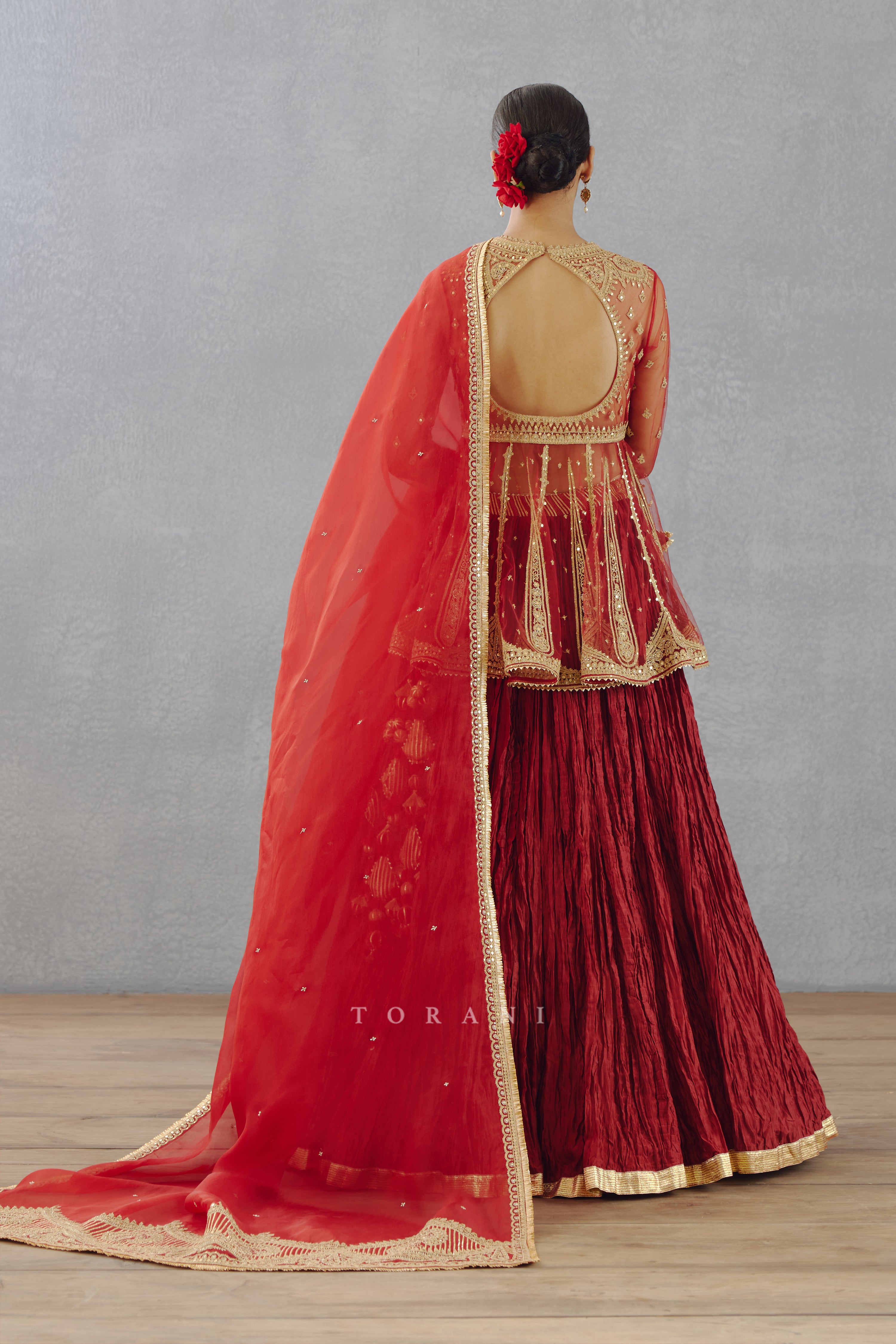 Sindoori Gautami Odhni