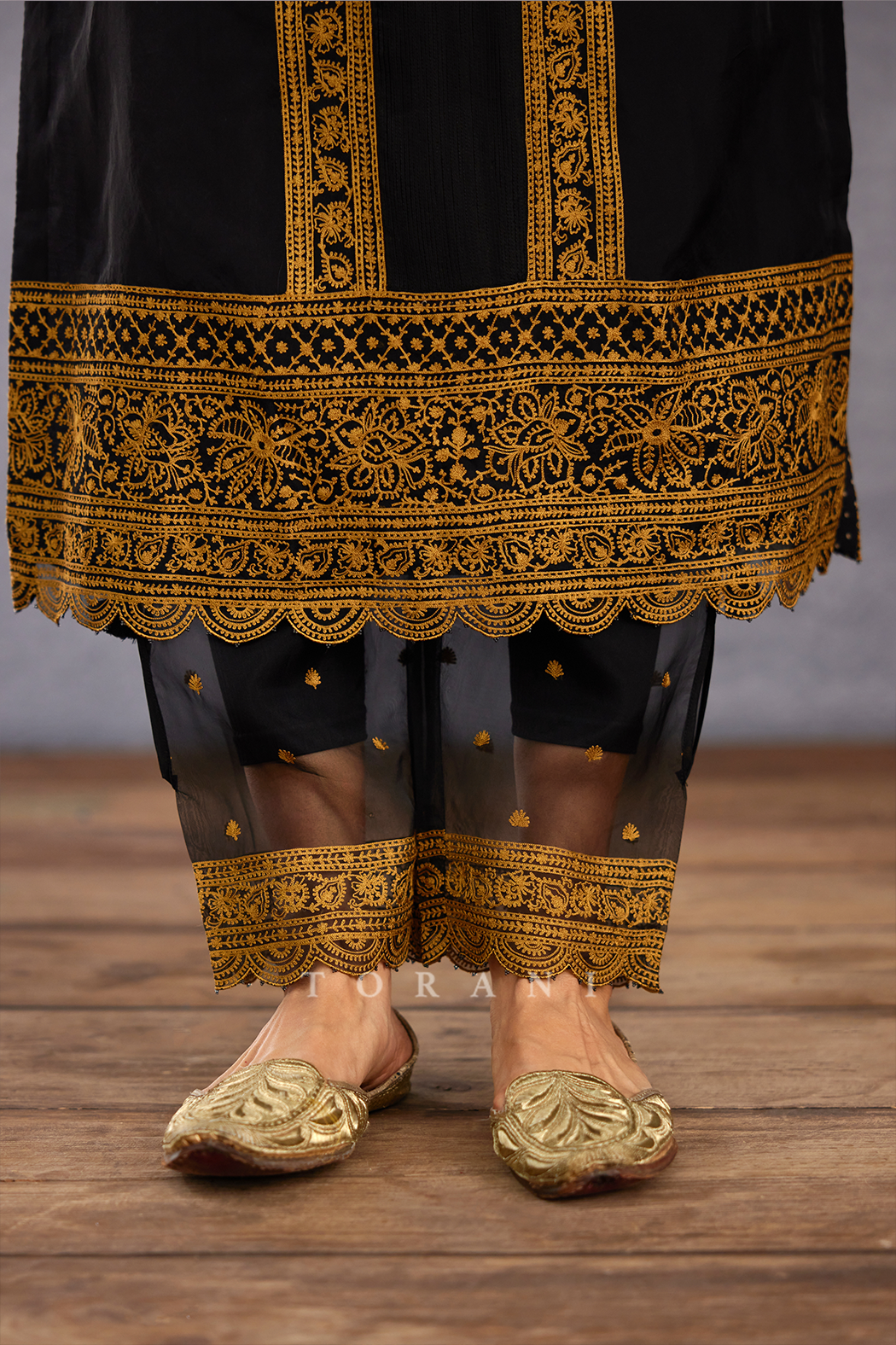 Gulghast Abhra Kurta Set