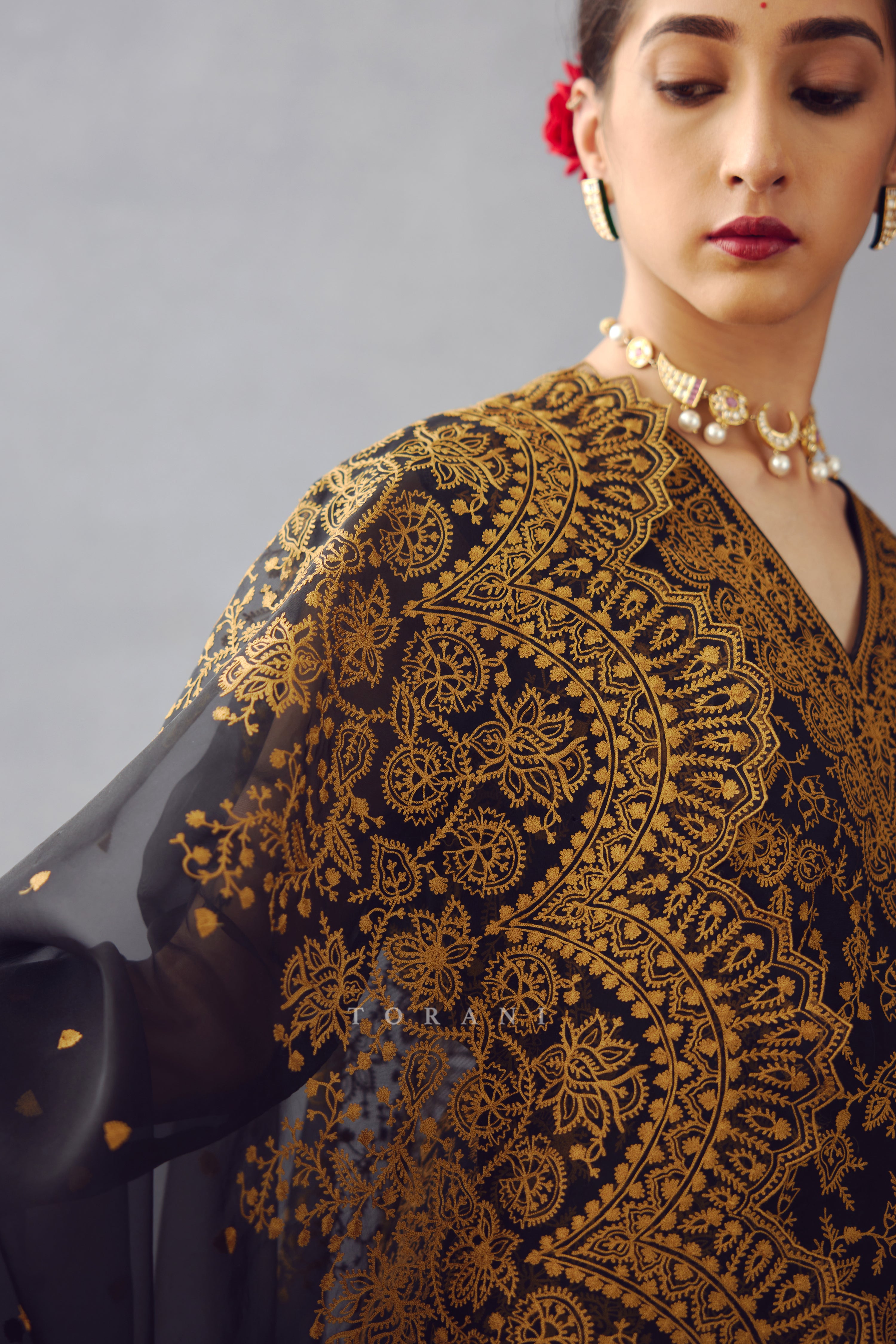 Gulghast Meena Kurta Set