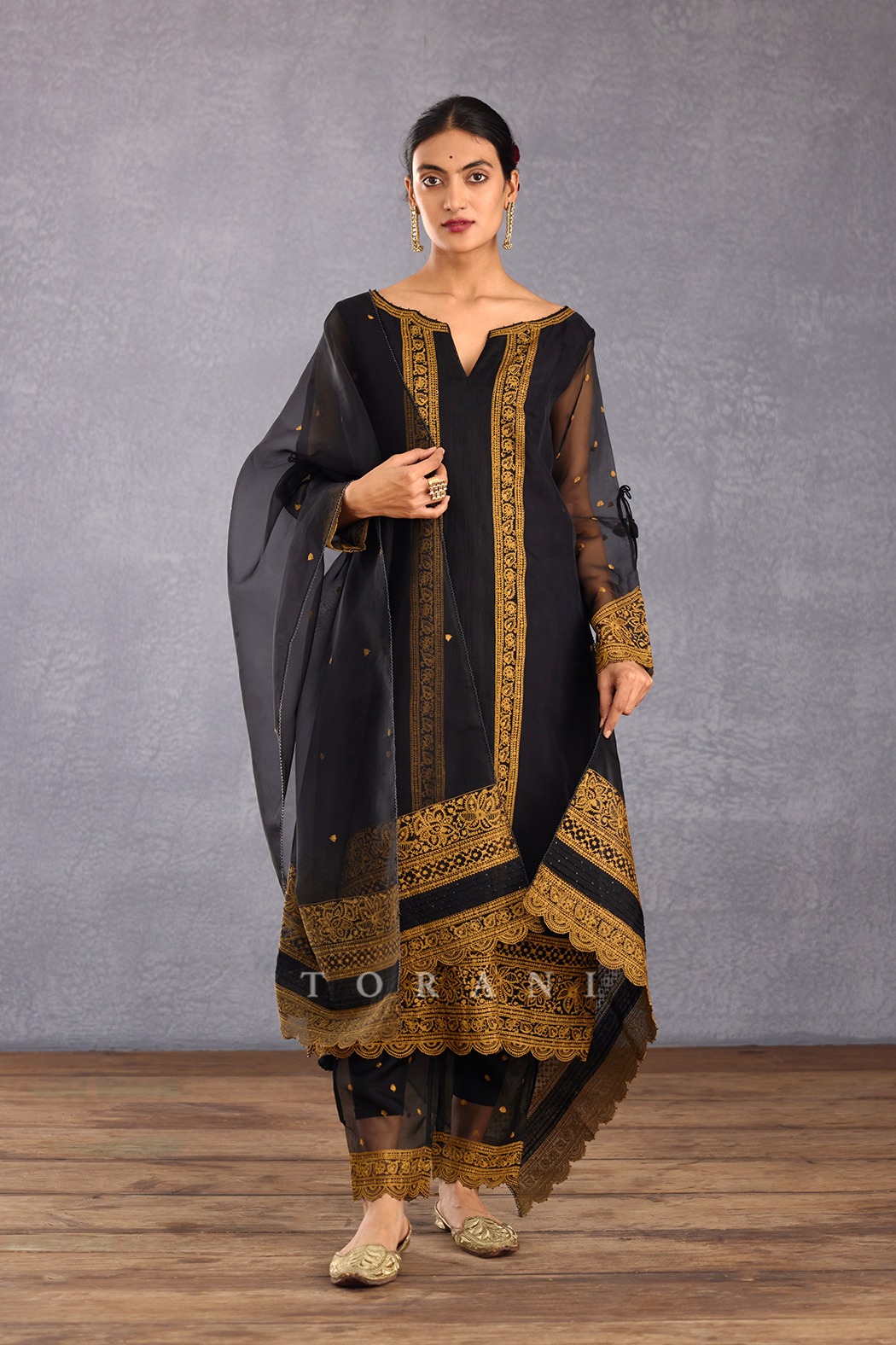 Gulghast Abhra Kurta Set