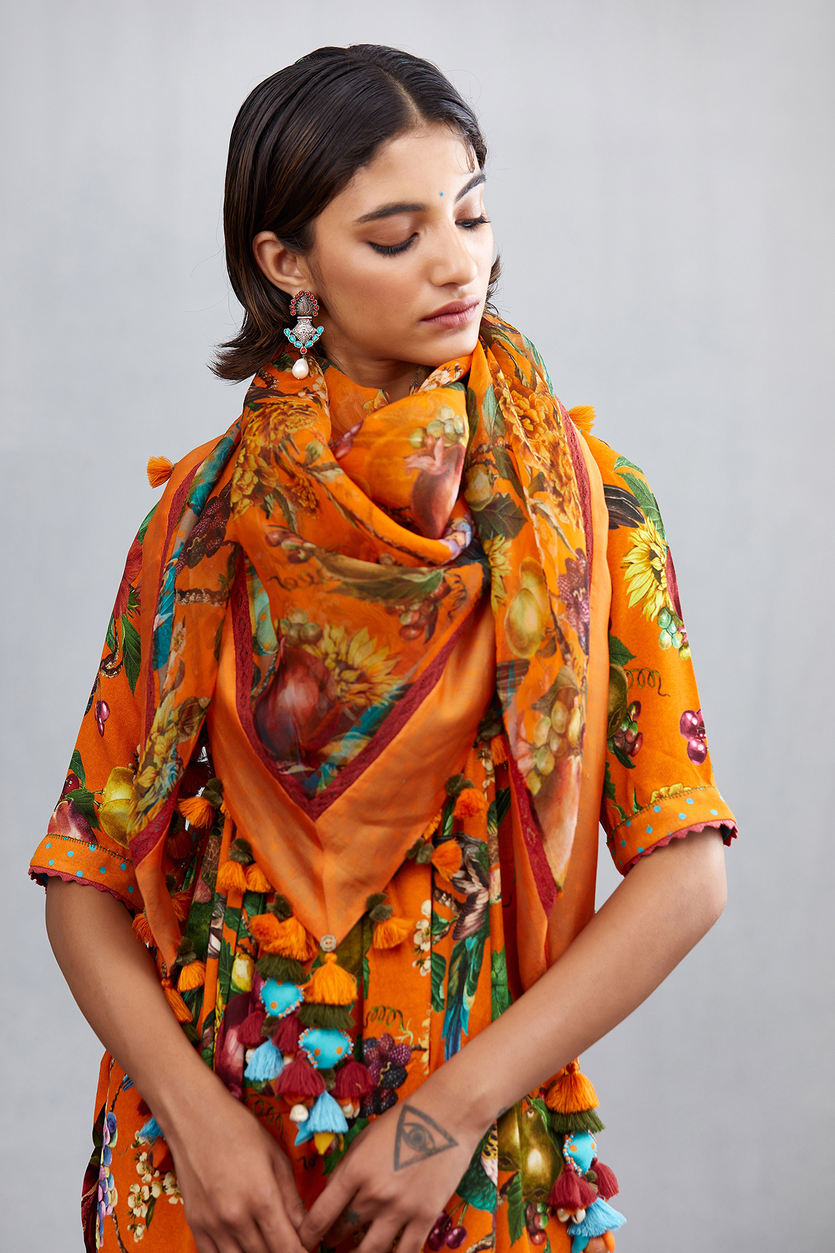 Santree Nimrat Scarf