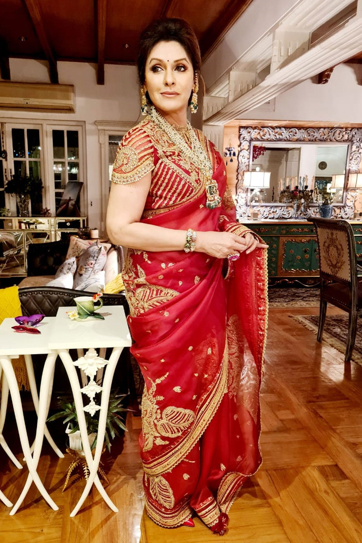 Dr. Zareen Delawar Hussain In Our Sindoori Taashi Saree Set