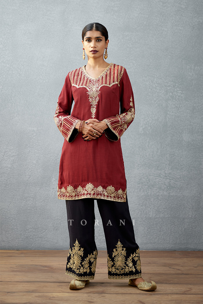 Gulghast Shiraz Kurta Set