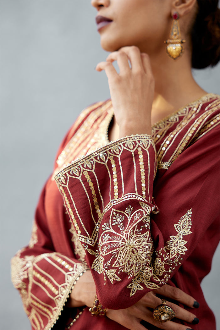 Gulghast Shiraz Kurta Set