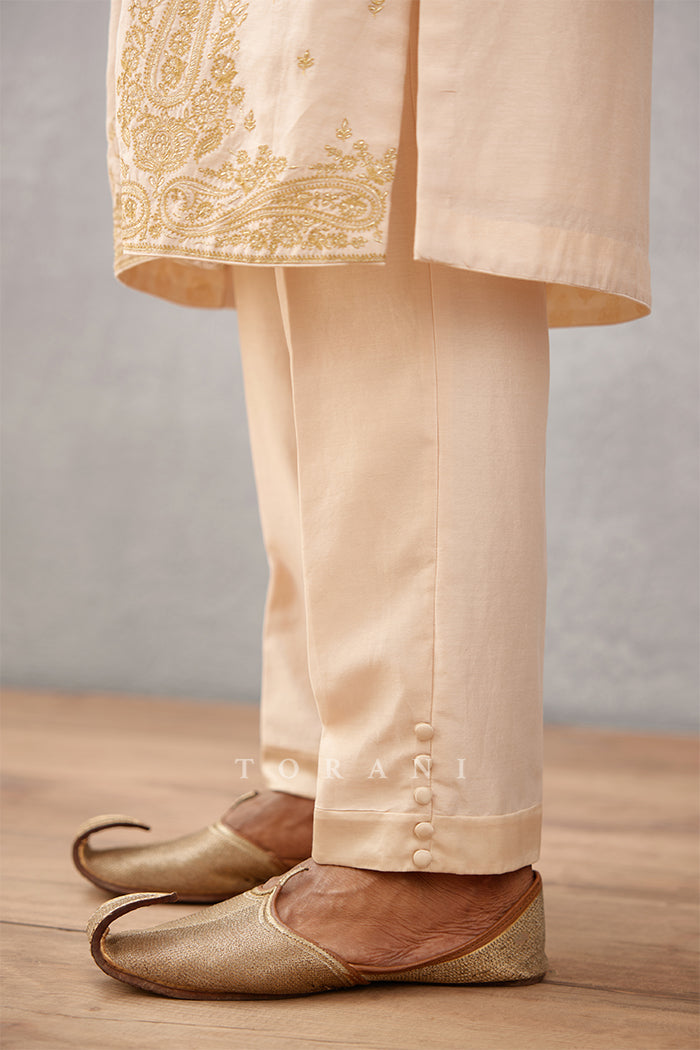Mogra Aabid Kurta Set