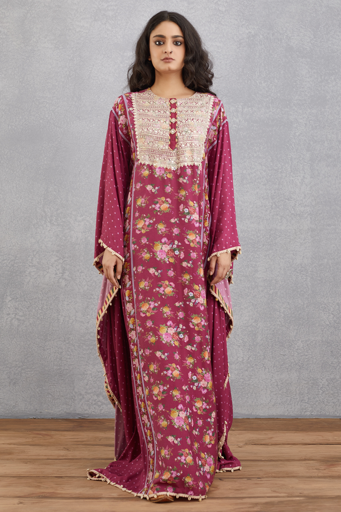 Manika Madno Kaftan
