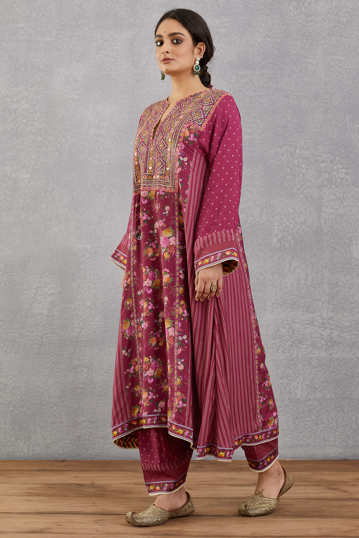 Manika Bushra Kurta Set