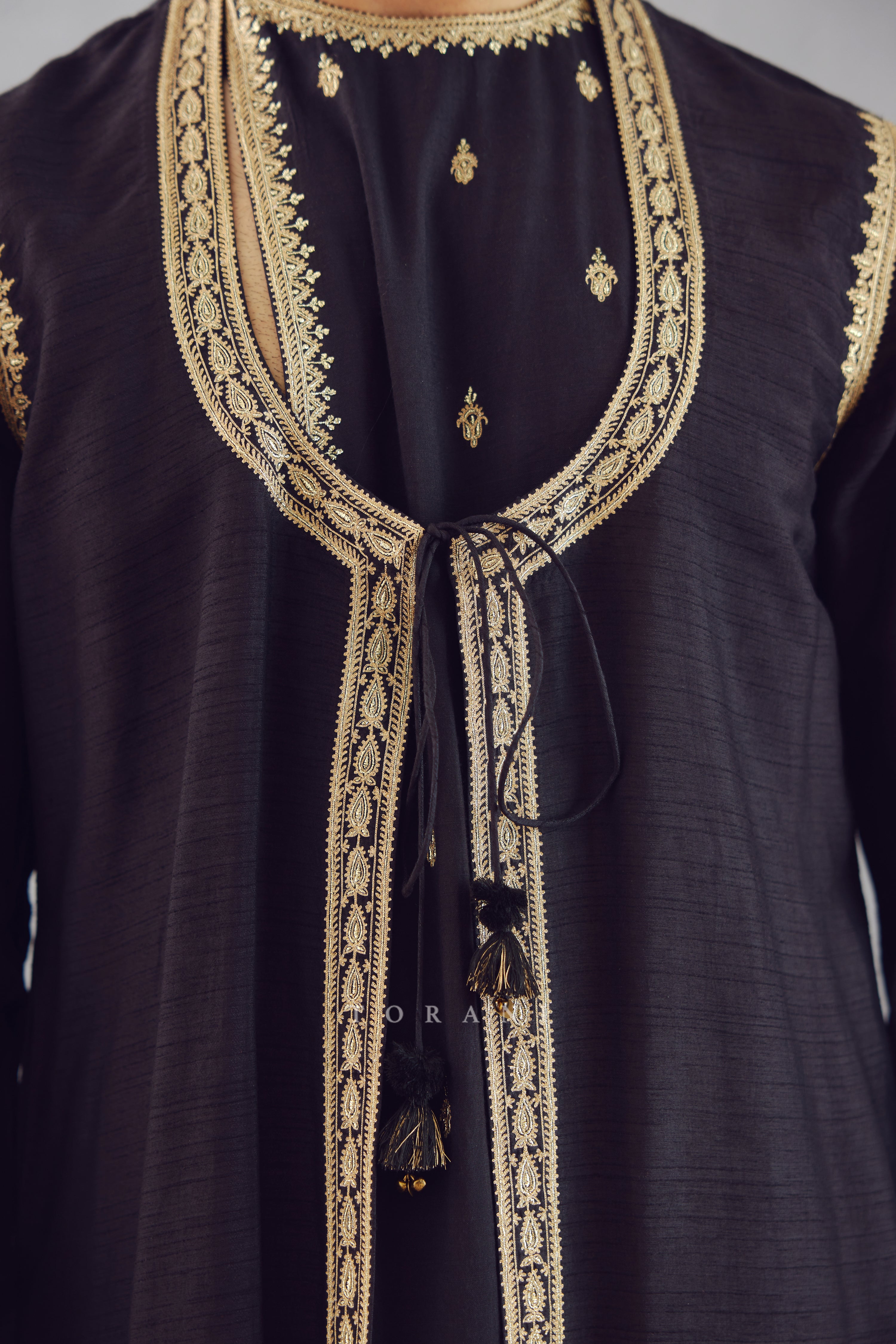 Gulghast Naaz Kurta Set