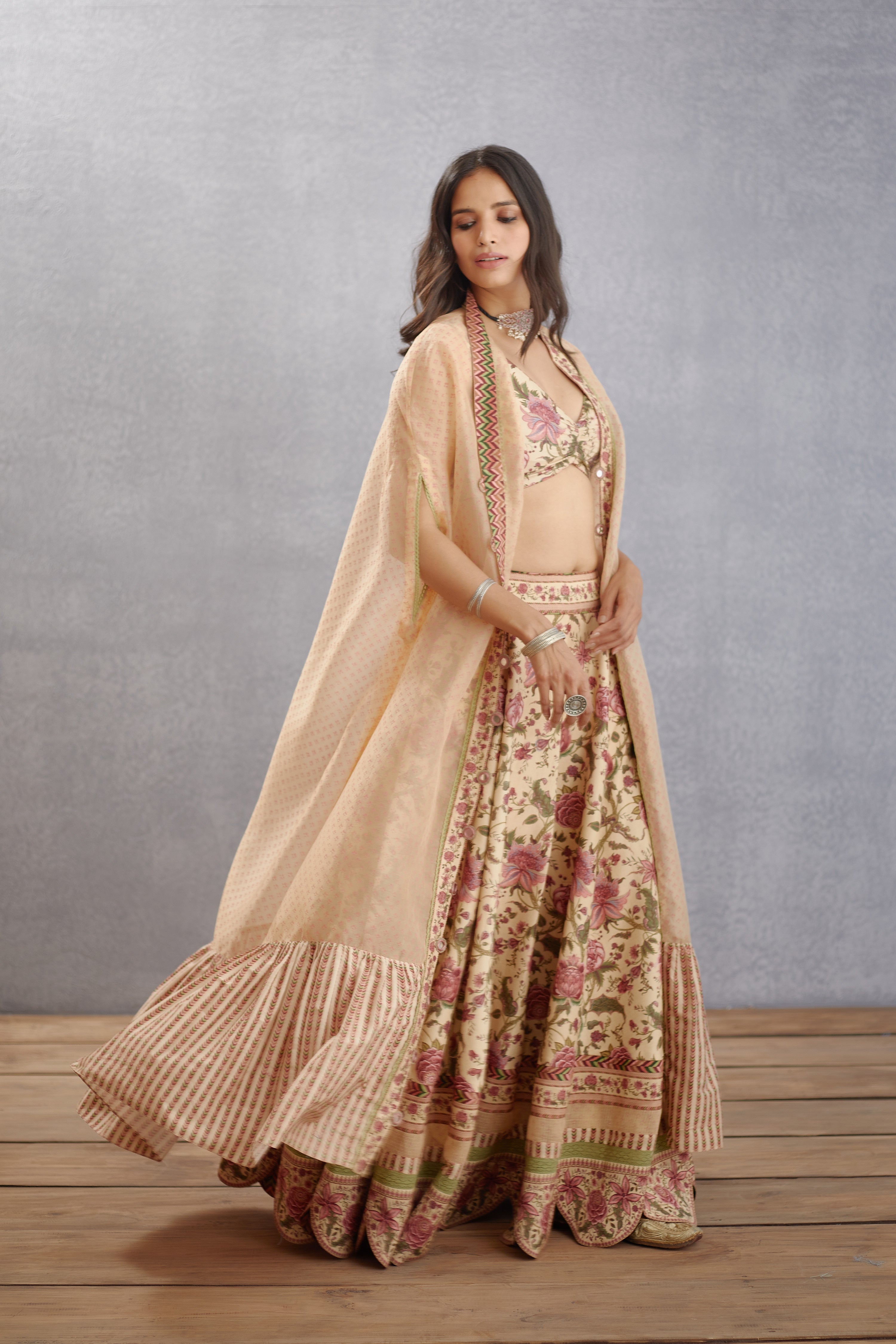 Kasturi Mumtaz Cape