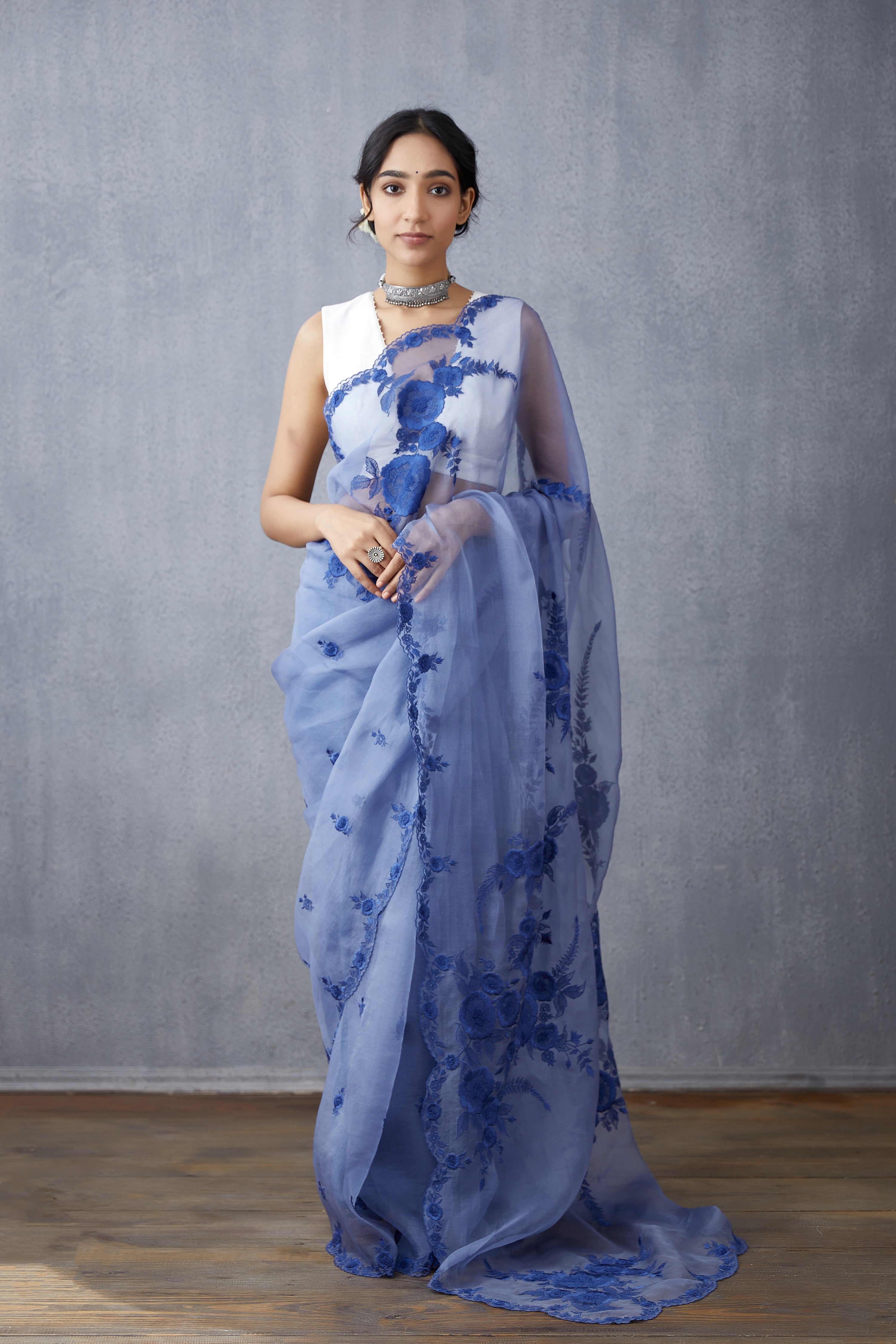 Neeli Gulaab Boota Veeksha Organza Saree