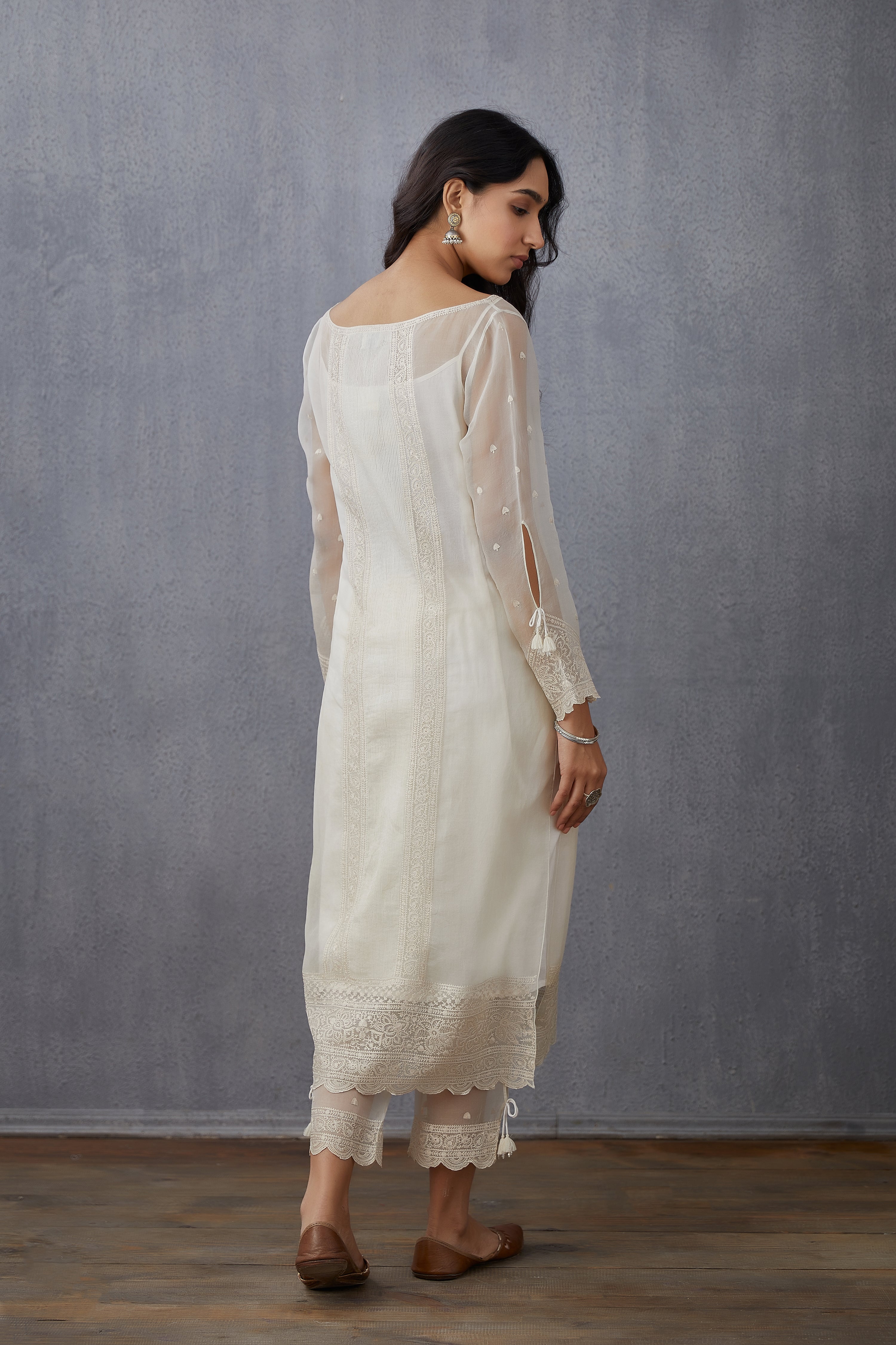 Swetah Abhra Kurta Set