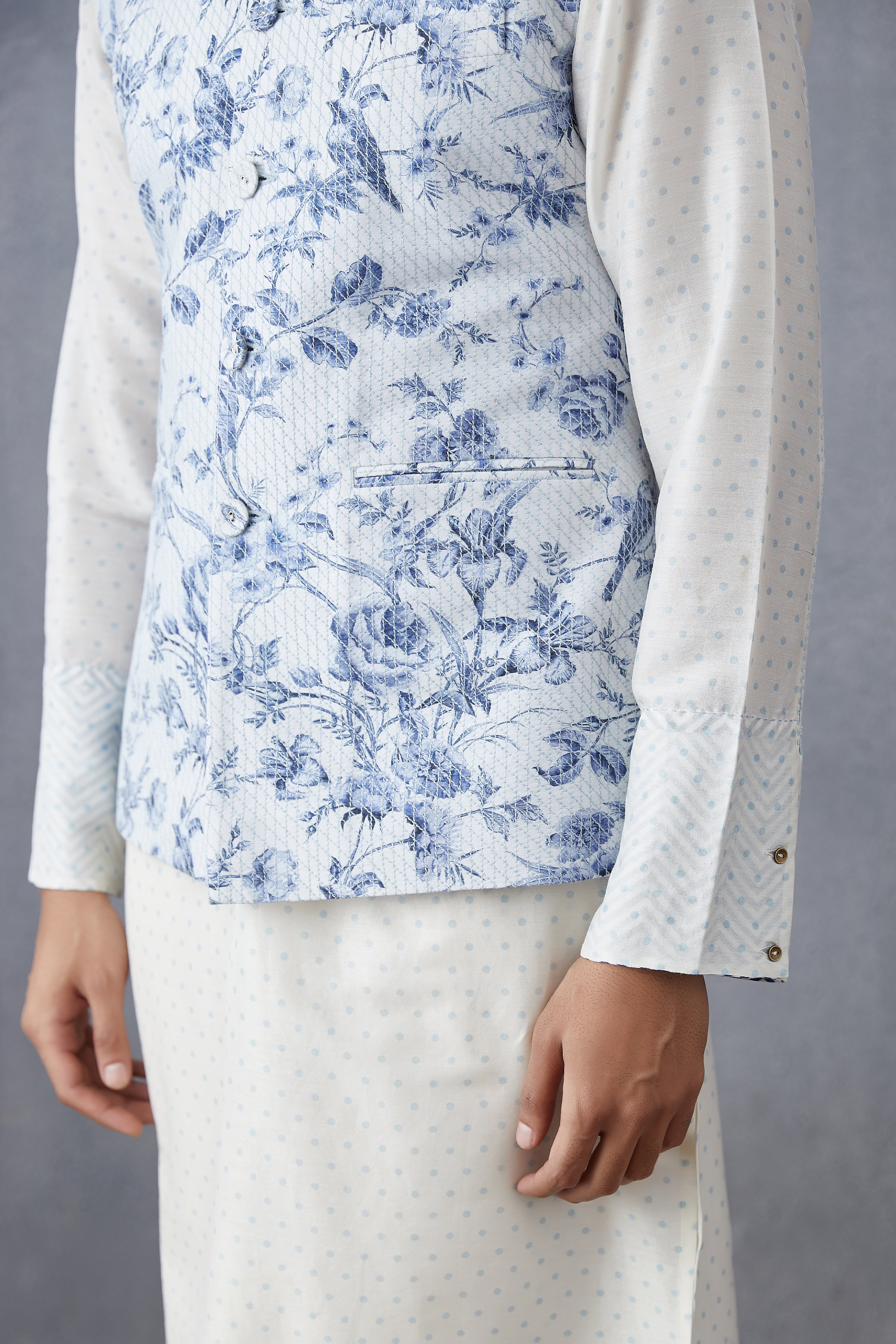 Neeli Gauraiya Faiz Bandi Set