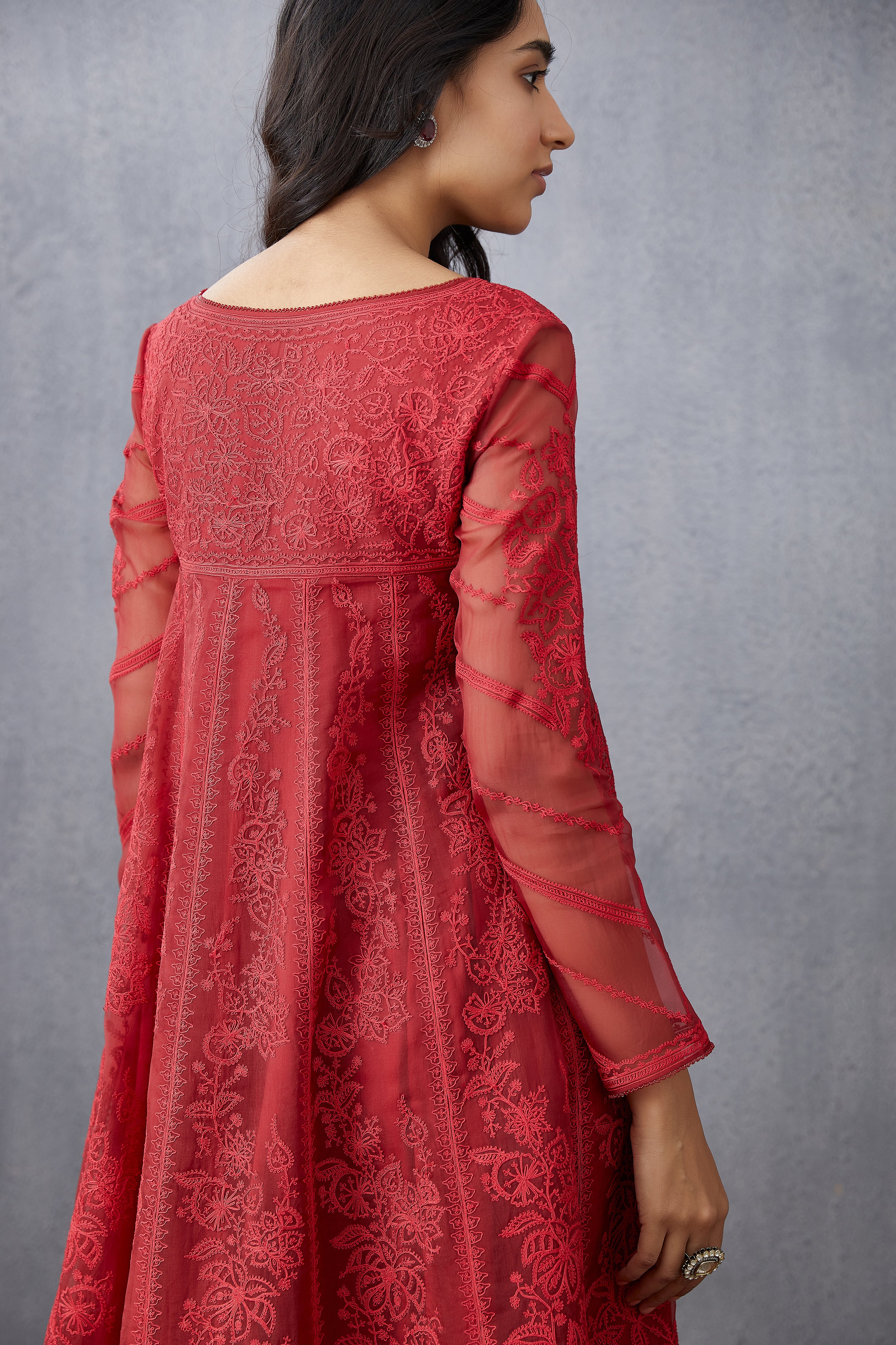 Surkh Kalidaar Paavni Kurta Set