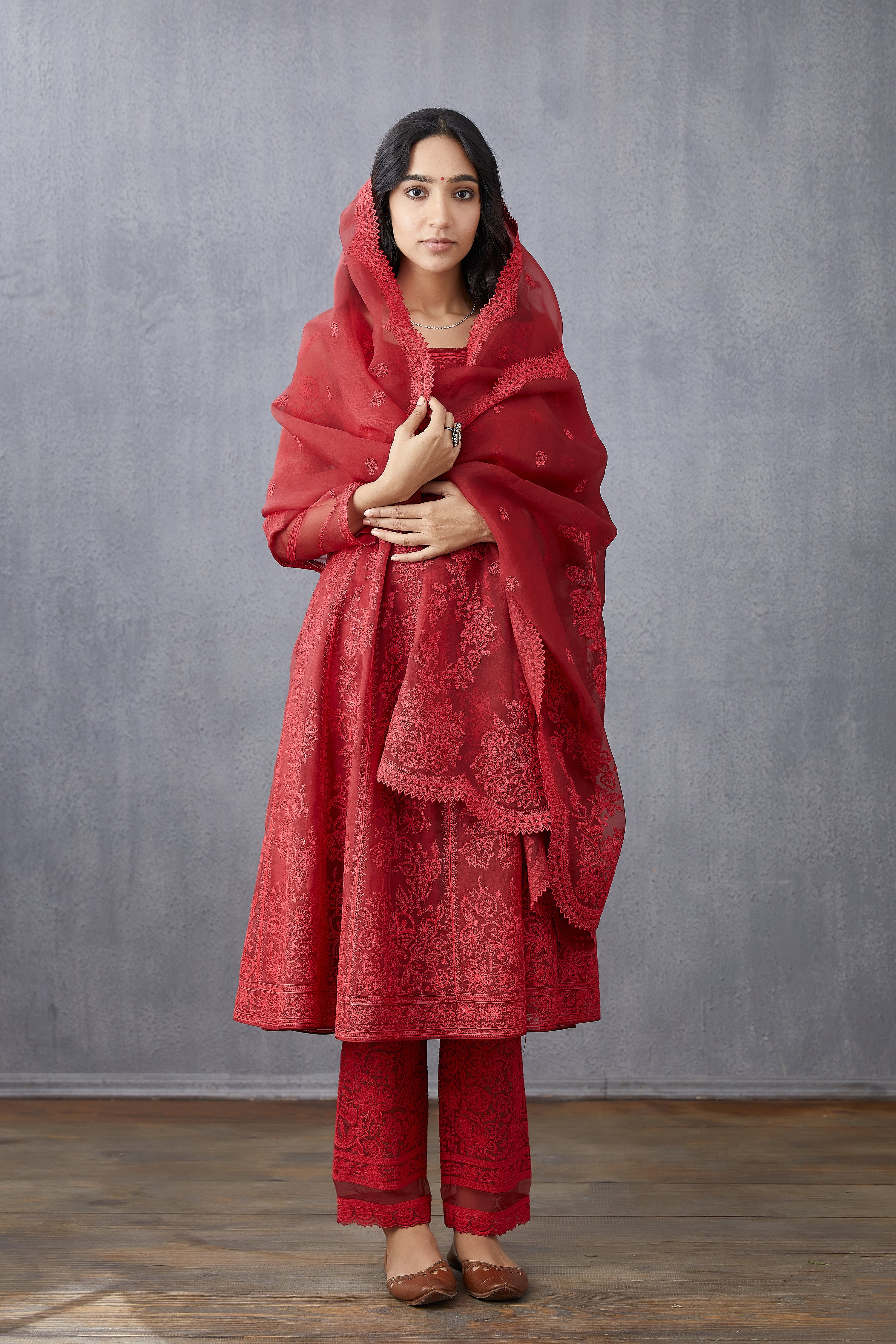 Surkh Kalidaar Paavni Kurta Set