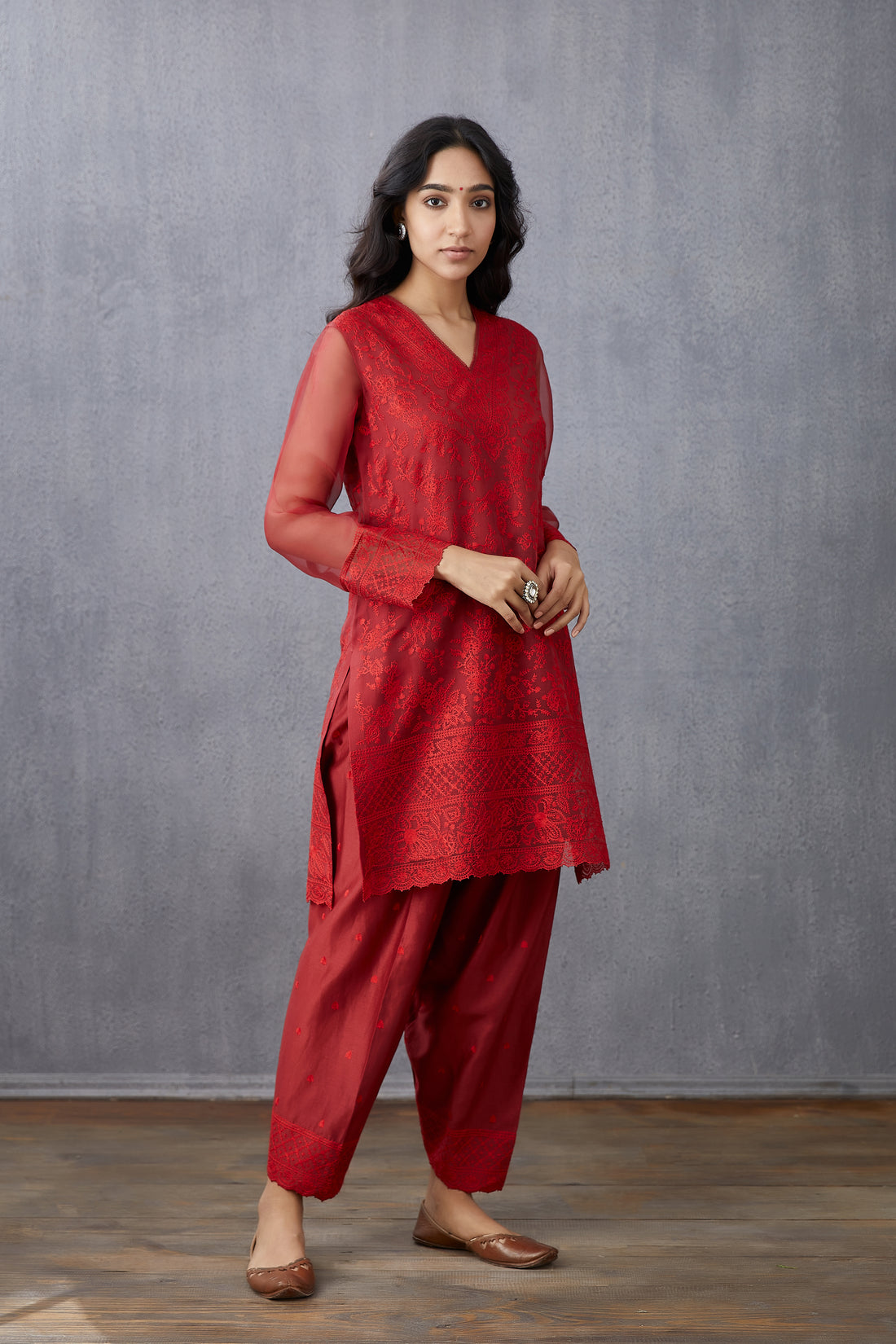 Surkh Sloka Kurta Set