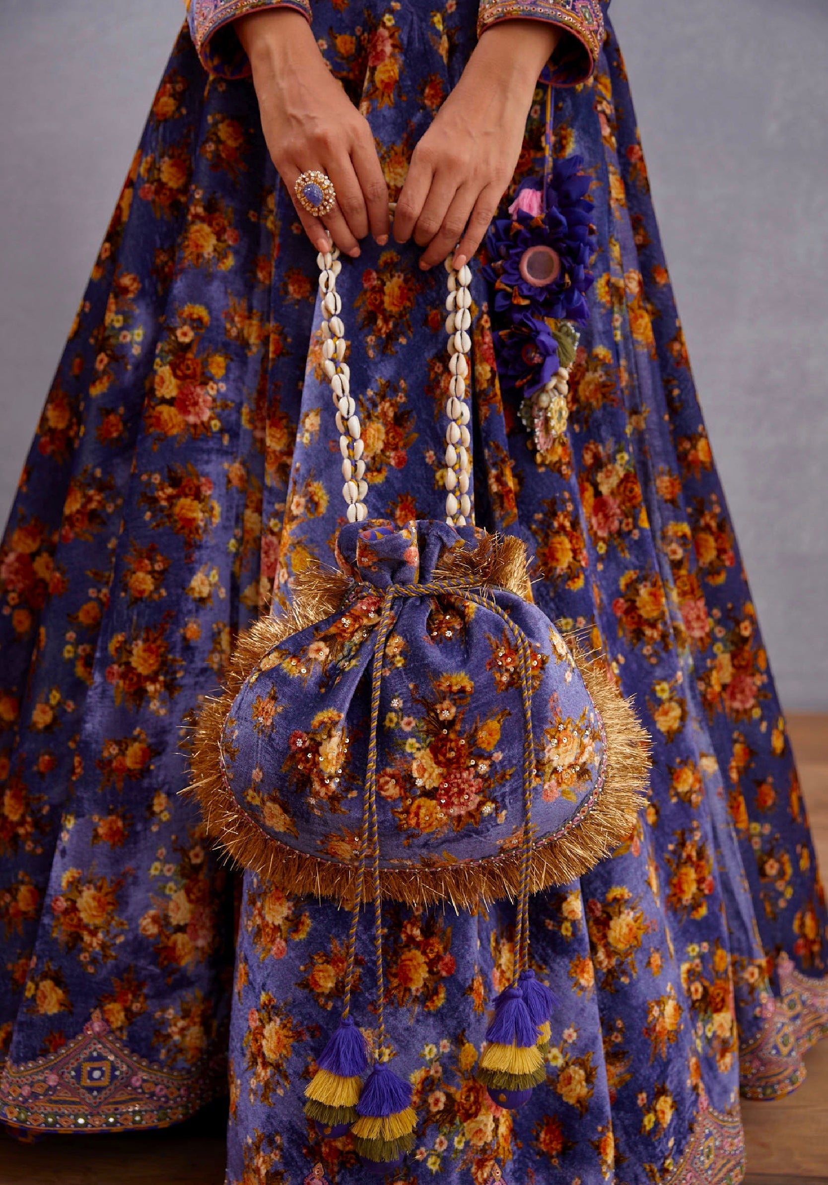 SALE - Jamuni Nilofer Makhmal Potli