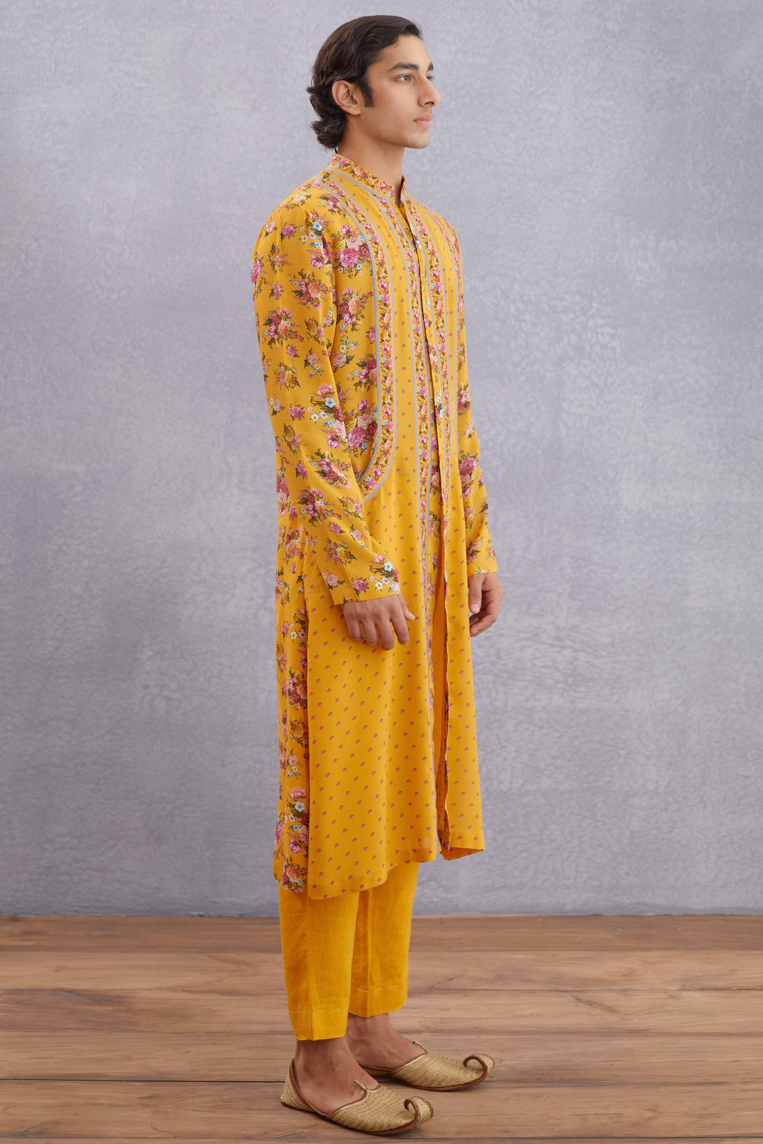 Sunehra Yaman Kurta Set