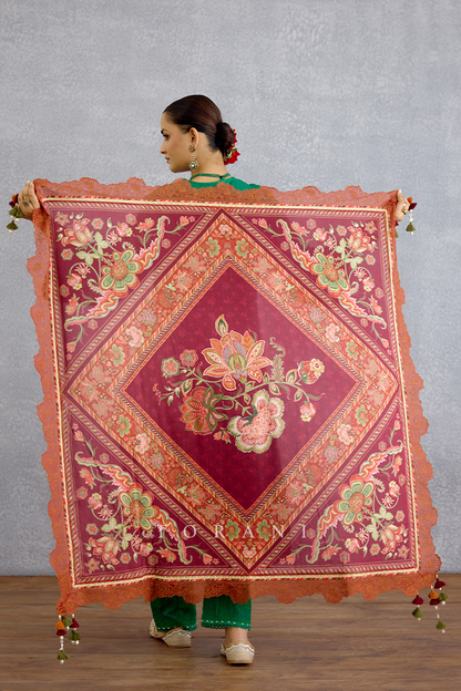 Laalima Ayaana Scarf