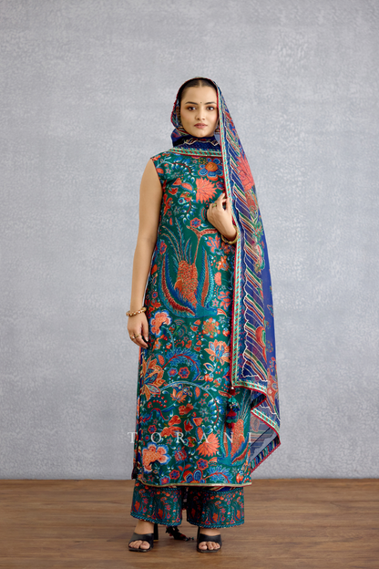 Mayurika Tanuja Kurta Set