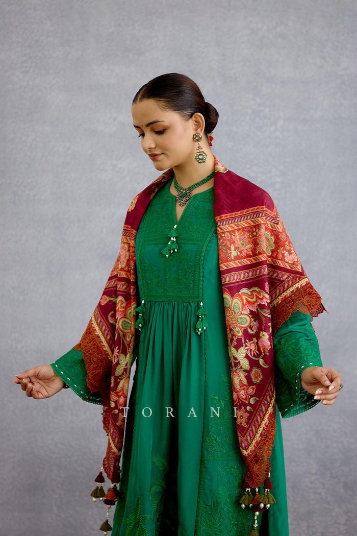 Laalima Ayaana Scarf