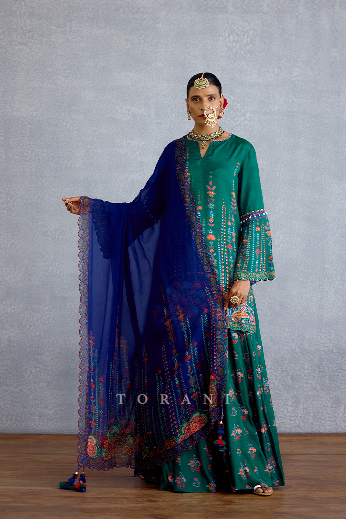 Nilambari Ajanta Odhni