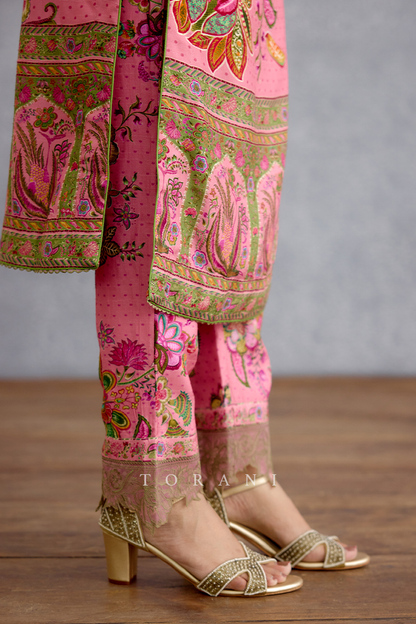 Pankaja Anvita Kurta Set