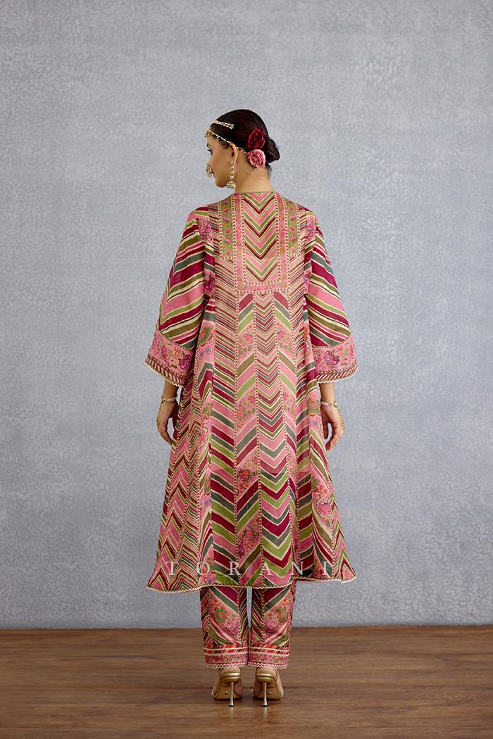 Pankaja Asthika Kurta Set