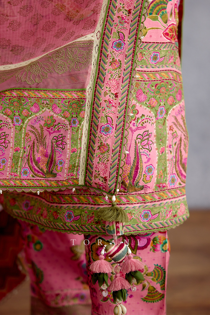 Pankaja Anvita Kurta Set