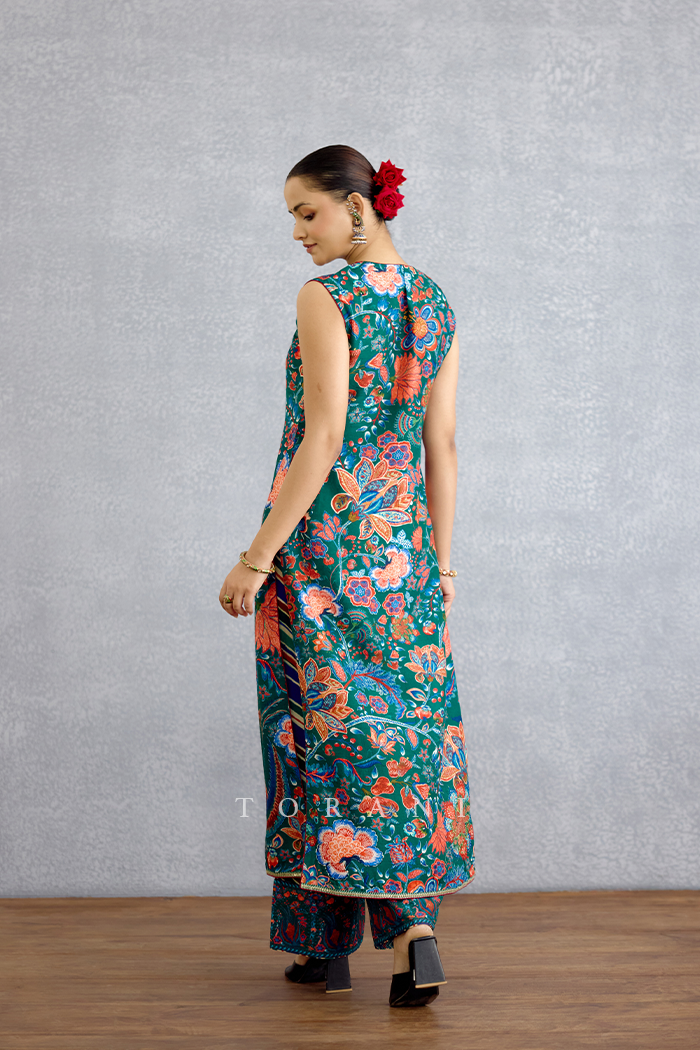 Mayurika Tanuja Kurta Set