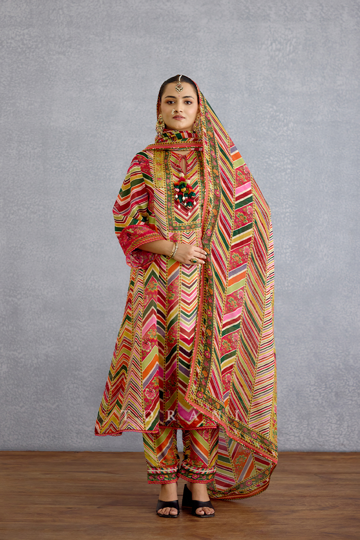 Chitrangi Asthika Kurta Set