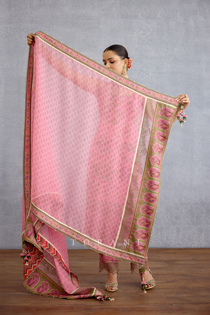 Pankaja Anvita Kurta Set