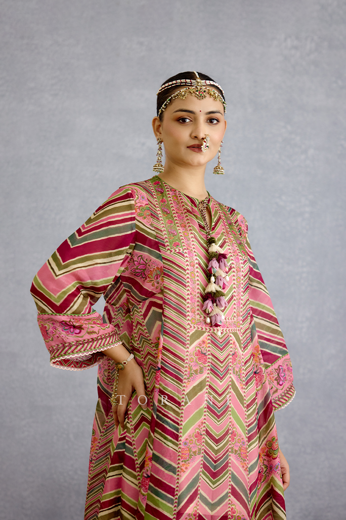 Pankaja Asthika Kurta Set