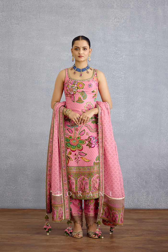 Pankaja Anvita Kurta Set