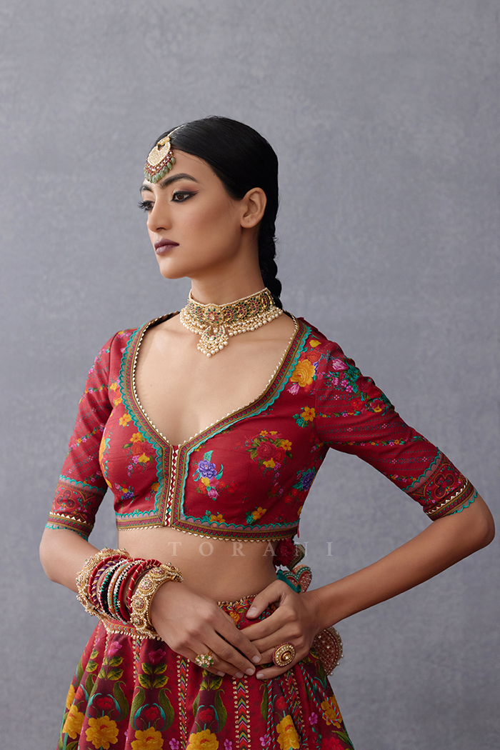 Dil Surkh Eedha Blouse