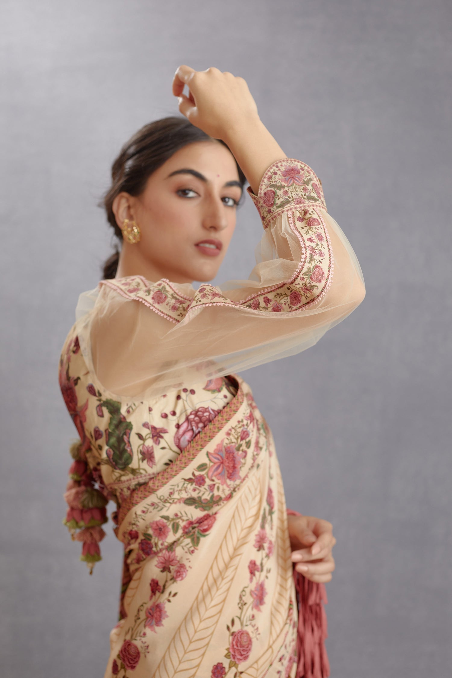 Kasturi Taahira Saree